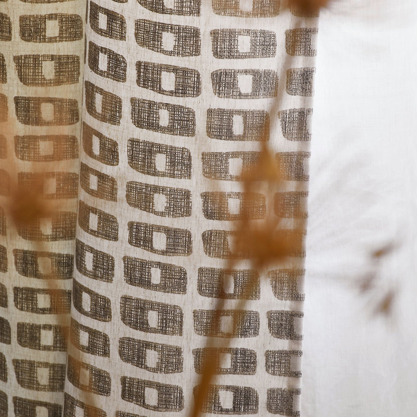 Rideau à oeillets noirs MADURA Beige