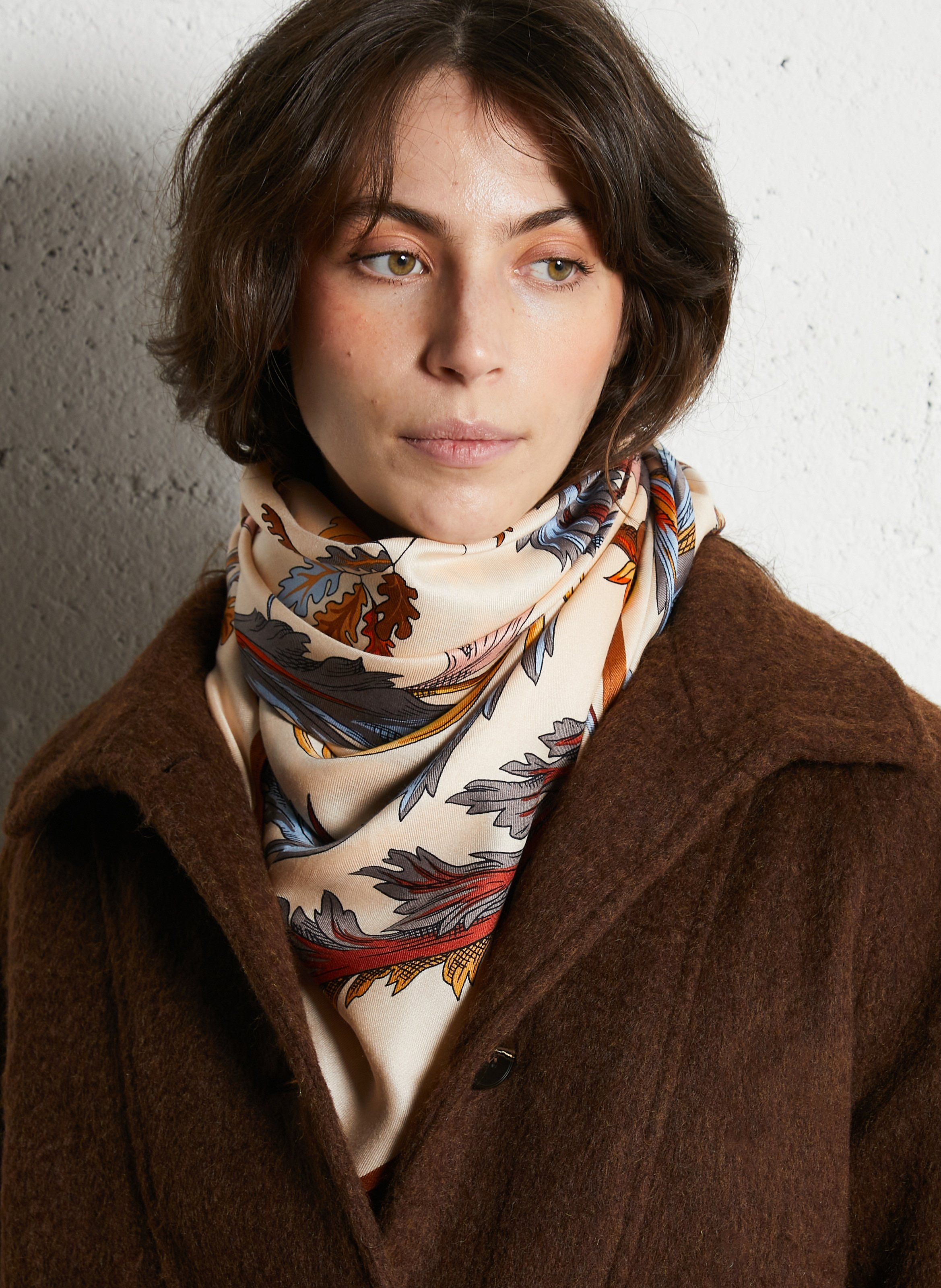 Bedrucktes Seiden- und Mischgewebetuch INOUI EDITIONS Weiss