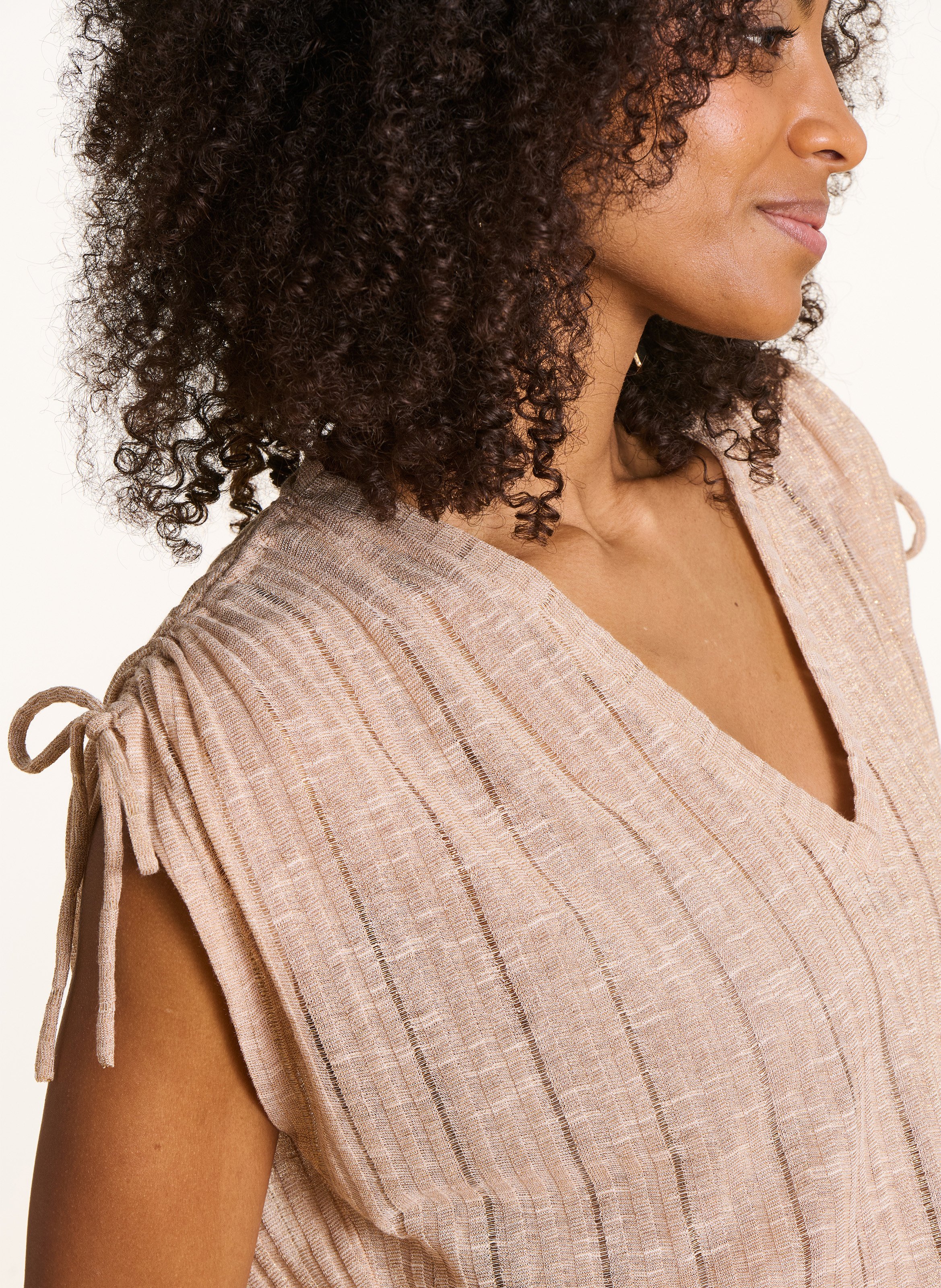 Oversized V-neck shiny top LA FEE MARABOUTEE Yellow