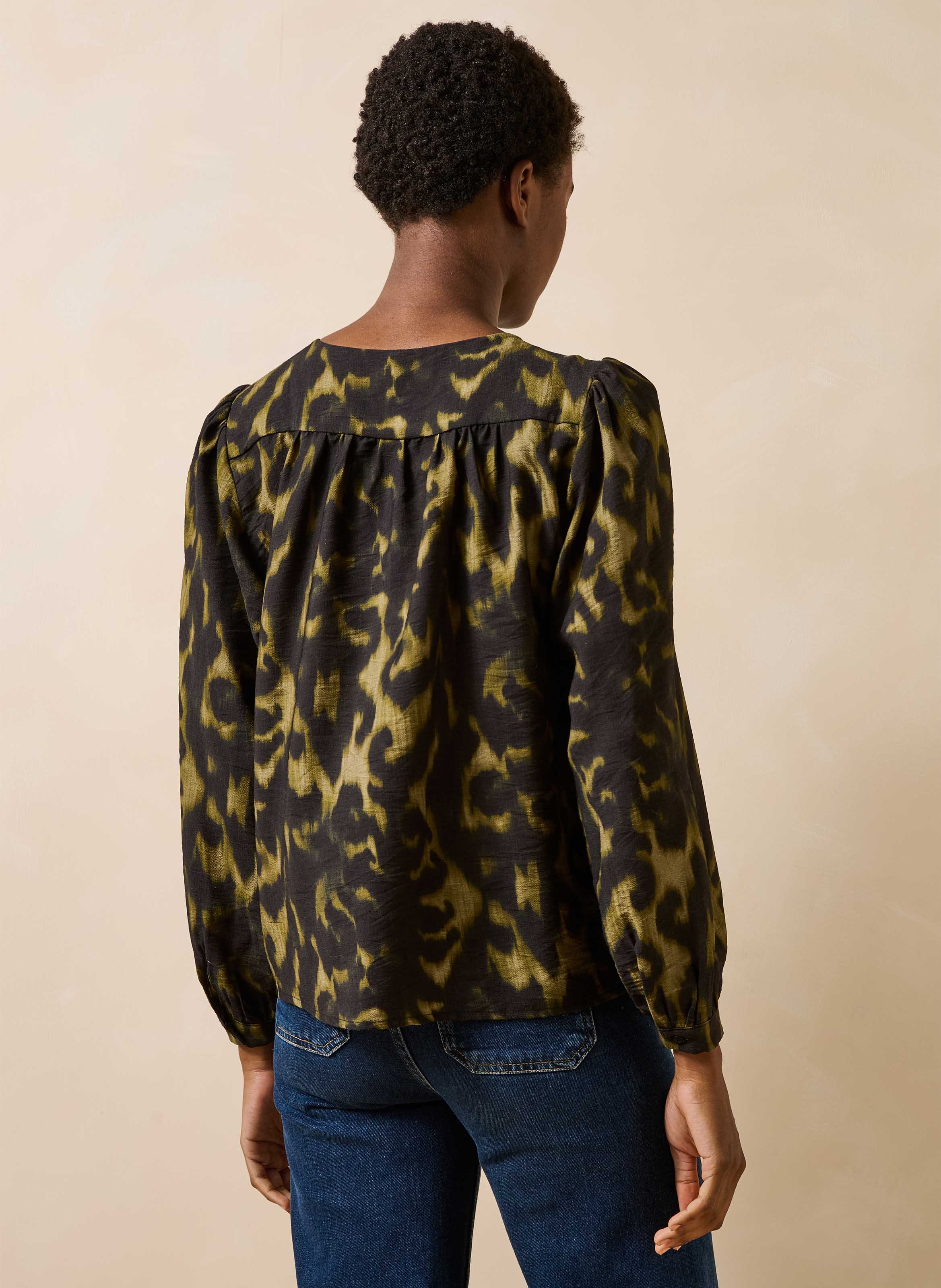 Blouse droite col rond à imprimé animal LA FEE MARABOUTEE Vert