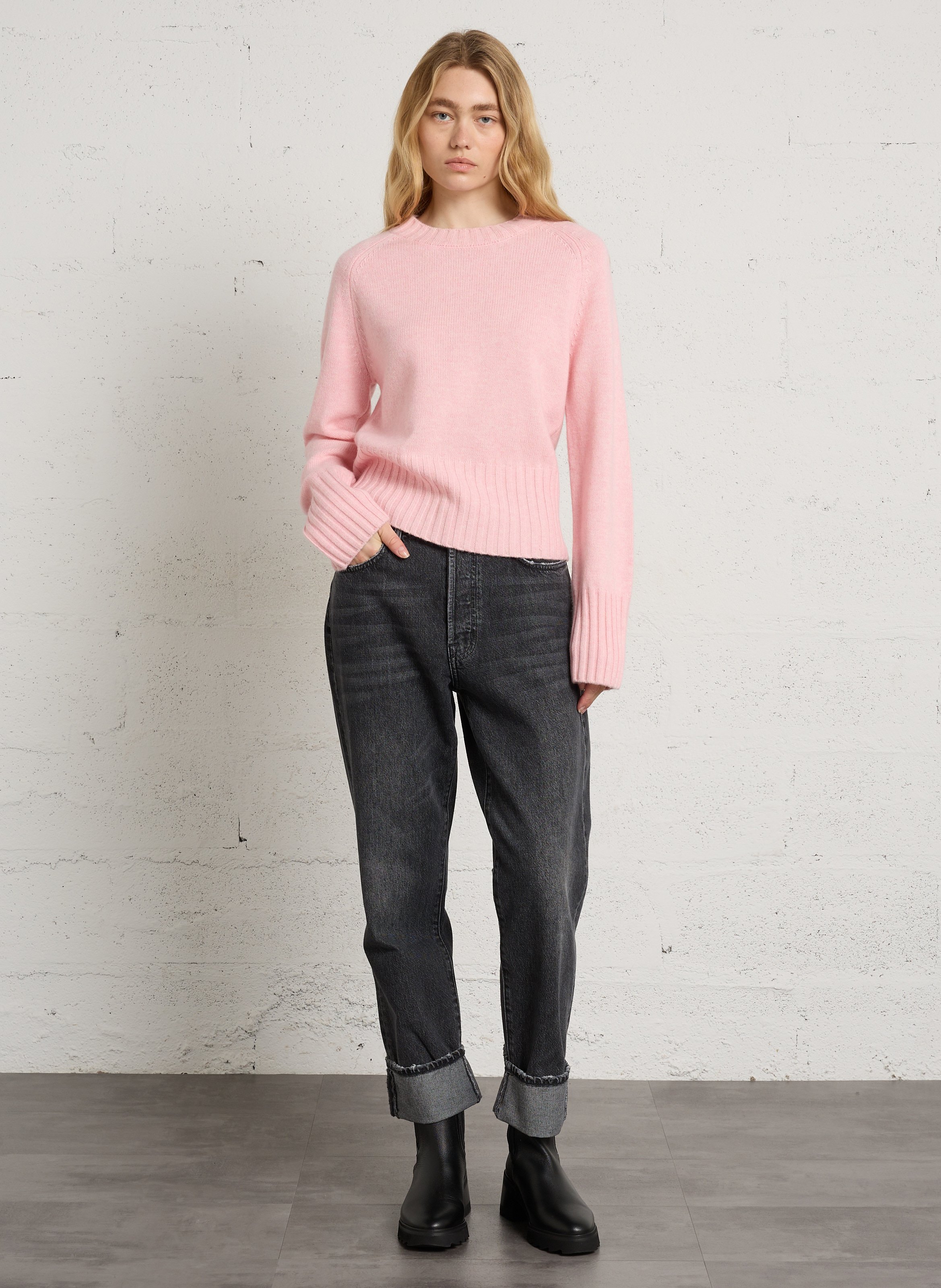 Pull droit col rond en laine et cachemire BERENICE Rose