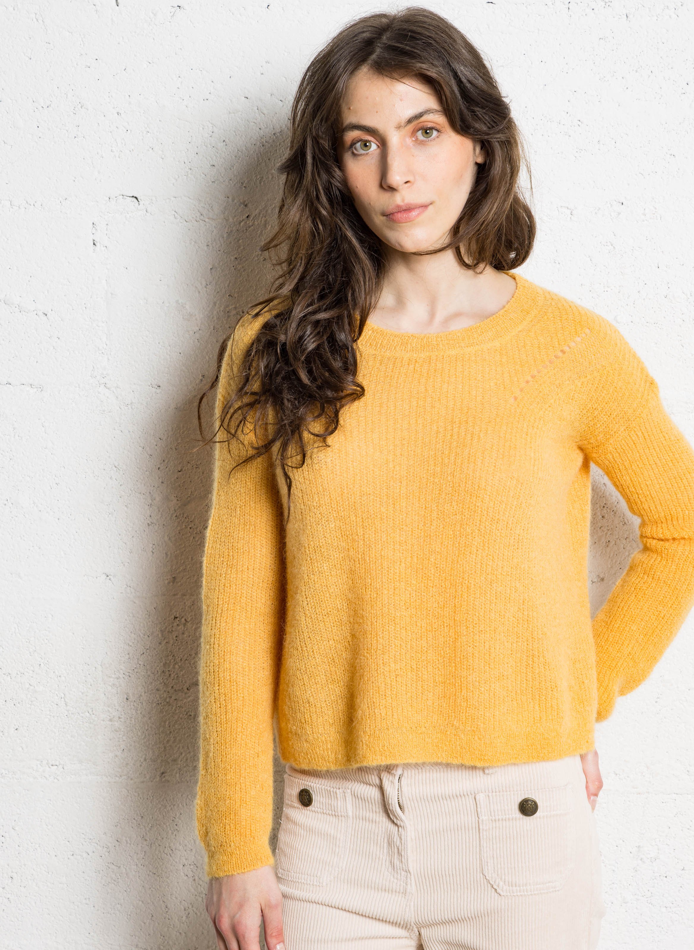 Pull ample col rond en mohair mélangé SUD EXPRESS Jaune