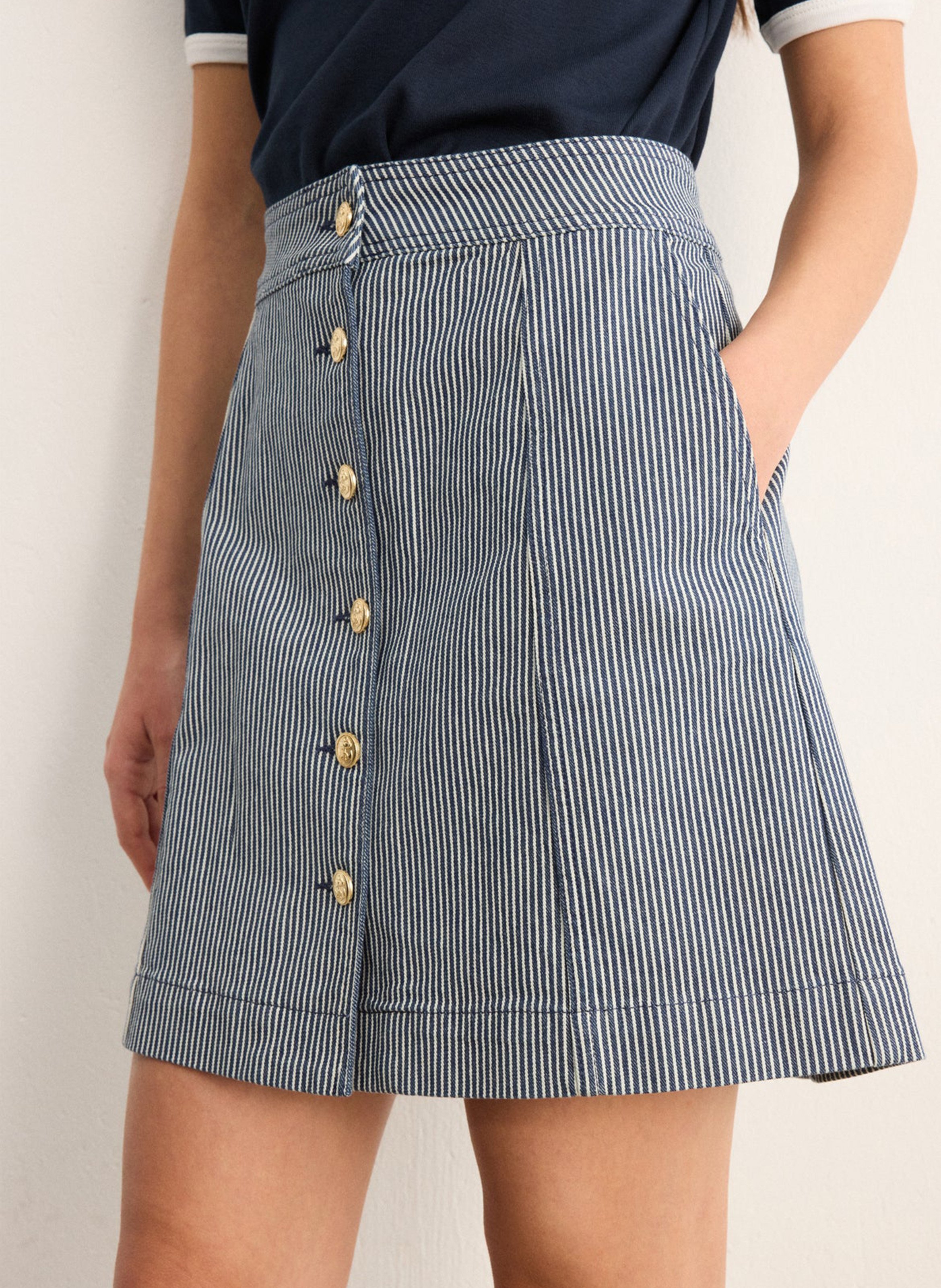 Falda corta evasé a rayas PABLO Azul