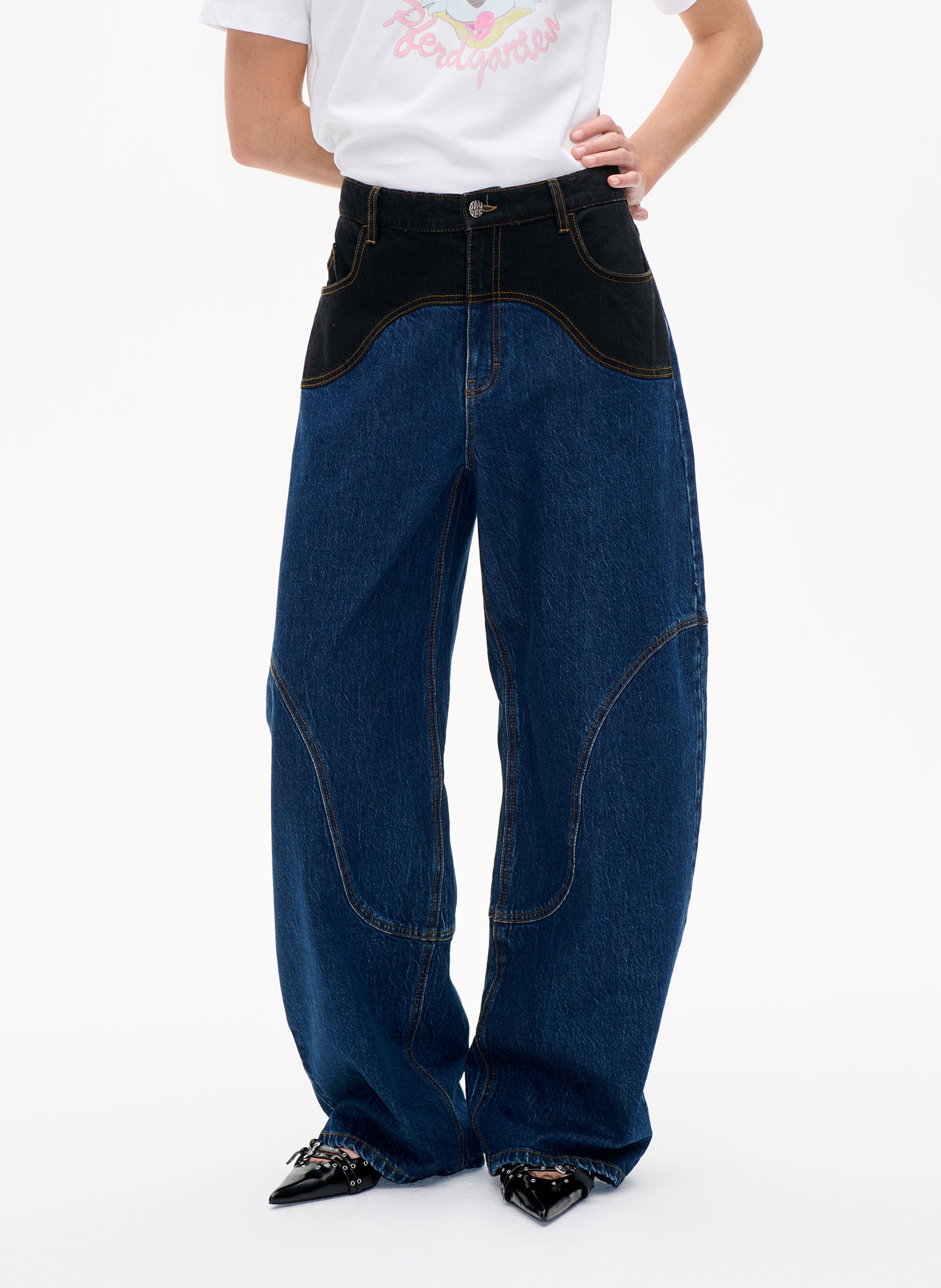 Wide leg balloon jeans with fancy details BAUM UND PFERDGARTEN Multicolored
