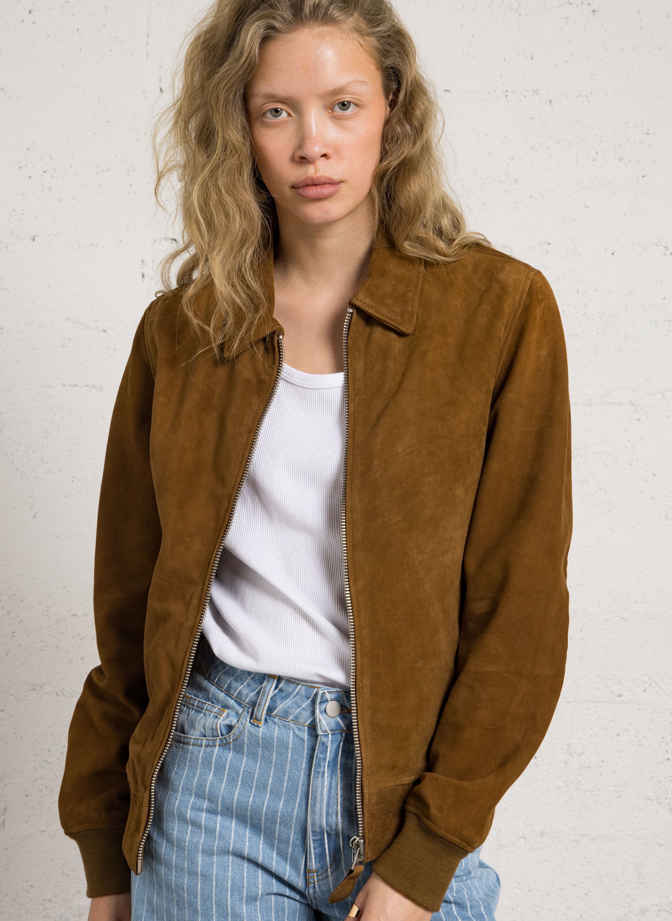 Gerade geschnittene Wildlederjacke mit Reißverschluss SCHOTT Rot