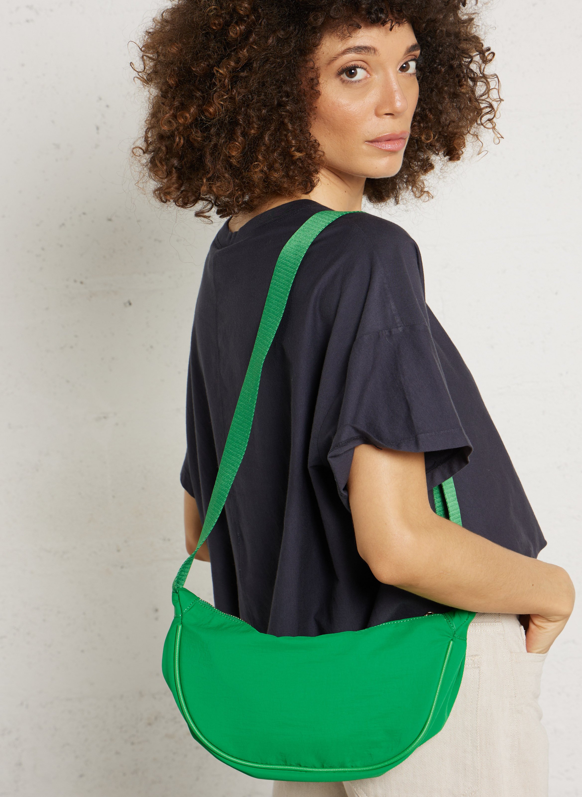 Rhinestone banana bag AU PRINTEMPS PARIS Green