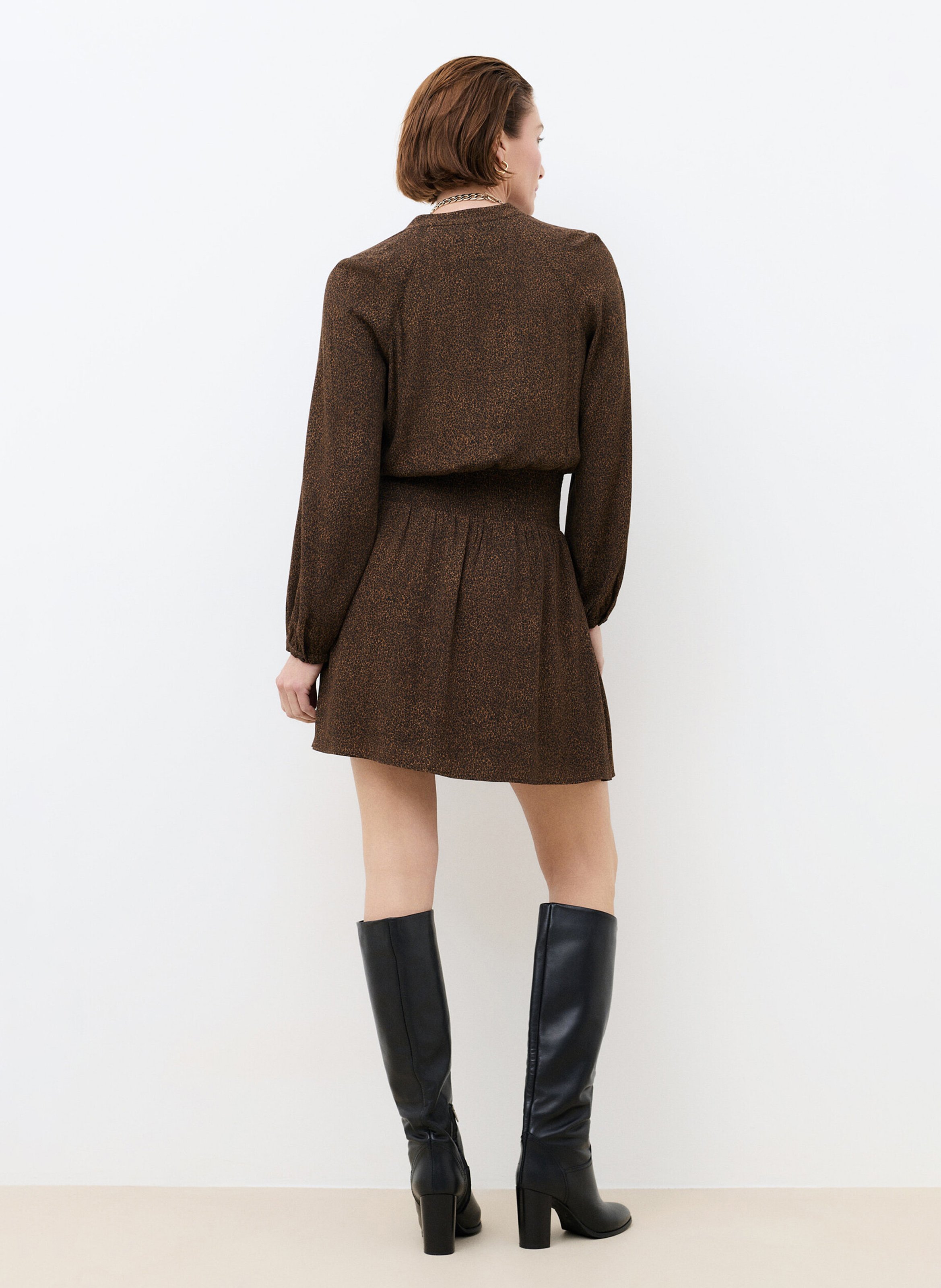 Robe courte col tunisien imprimée CAROLL Marron