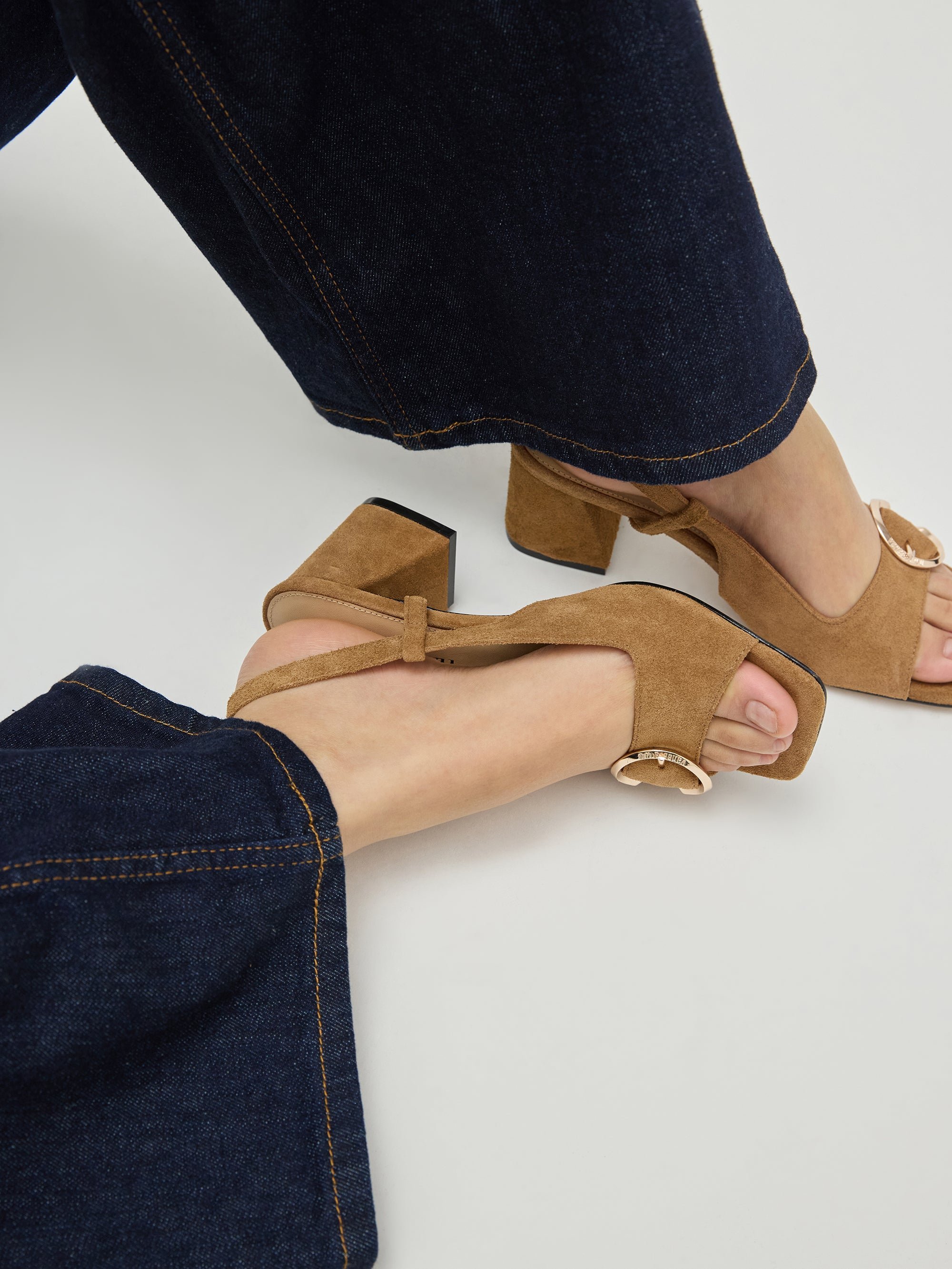 Sandals in aged effect patent leather with strap and heel VANESSA WU Brown