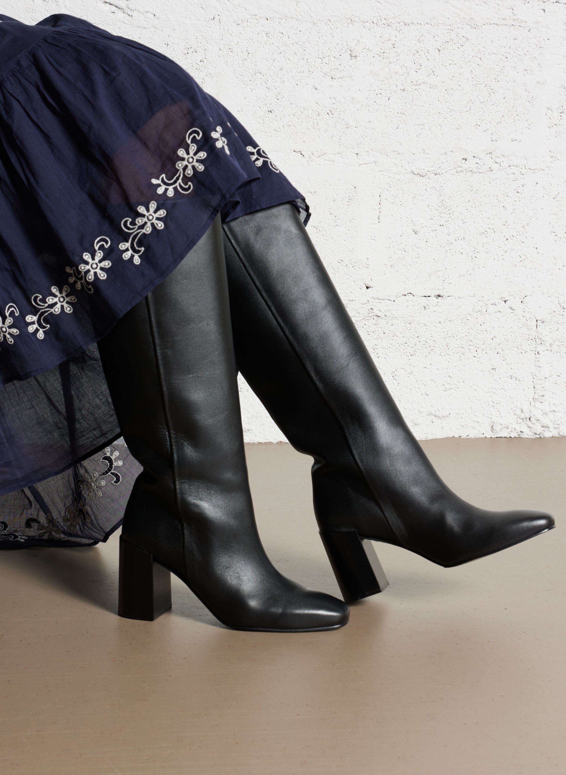 Bottes à talons en cuir  BOBBIES Noir