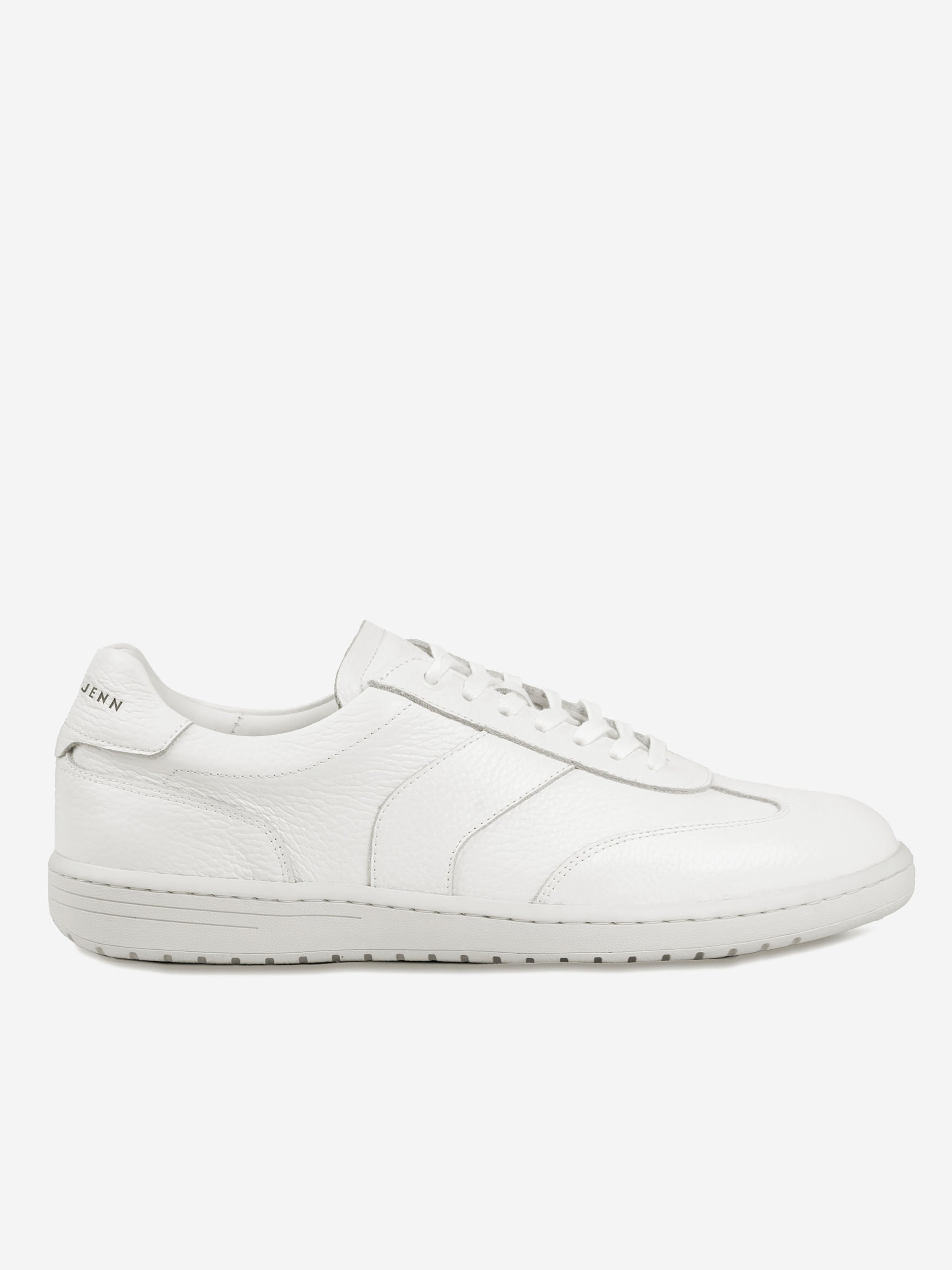 Grained leather Lucas tennis shoes JULES & JENN White