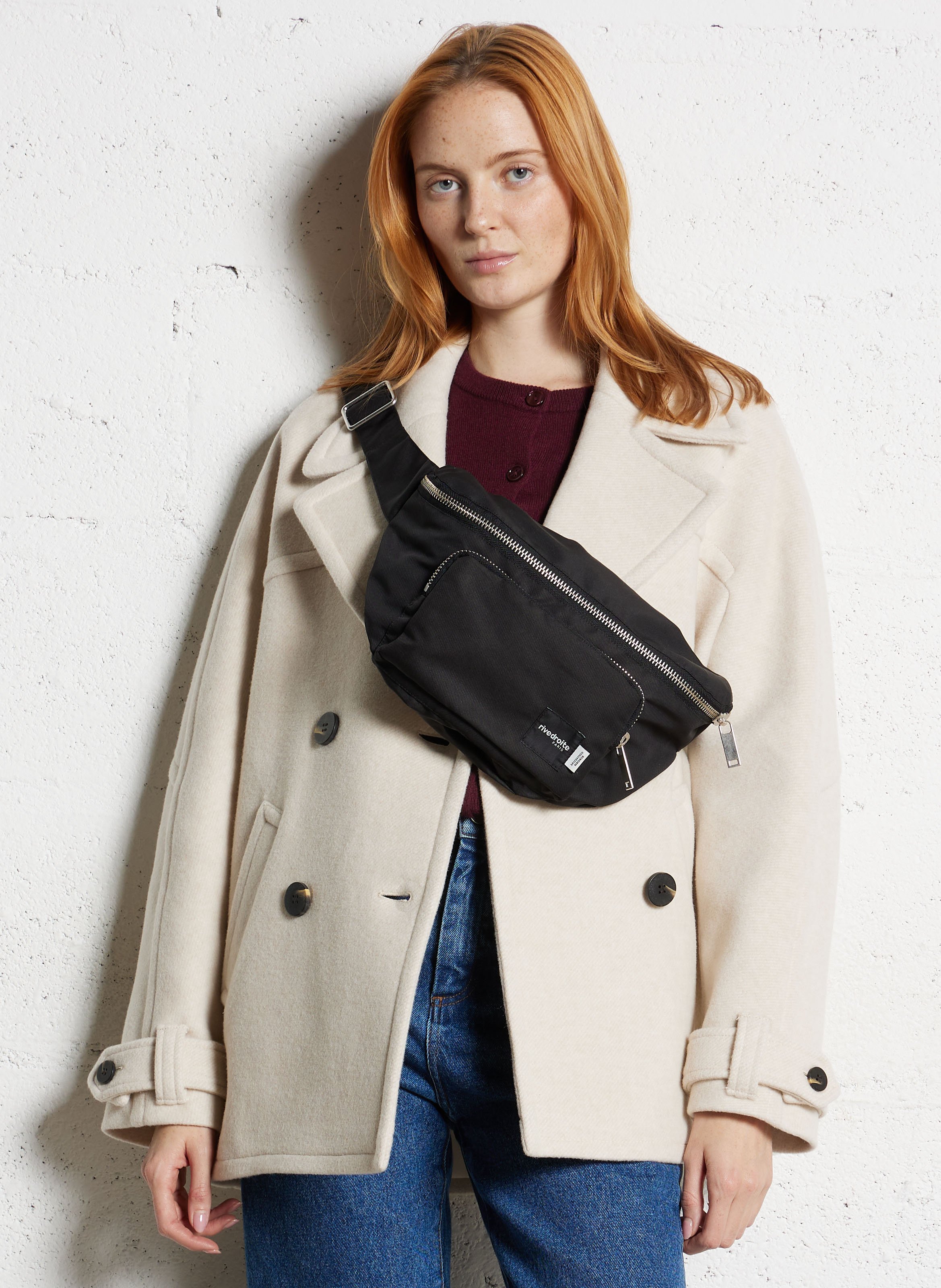 Solid color zippered waist bag with pocket RIVEDROITE PARIS Black