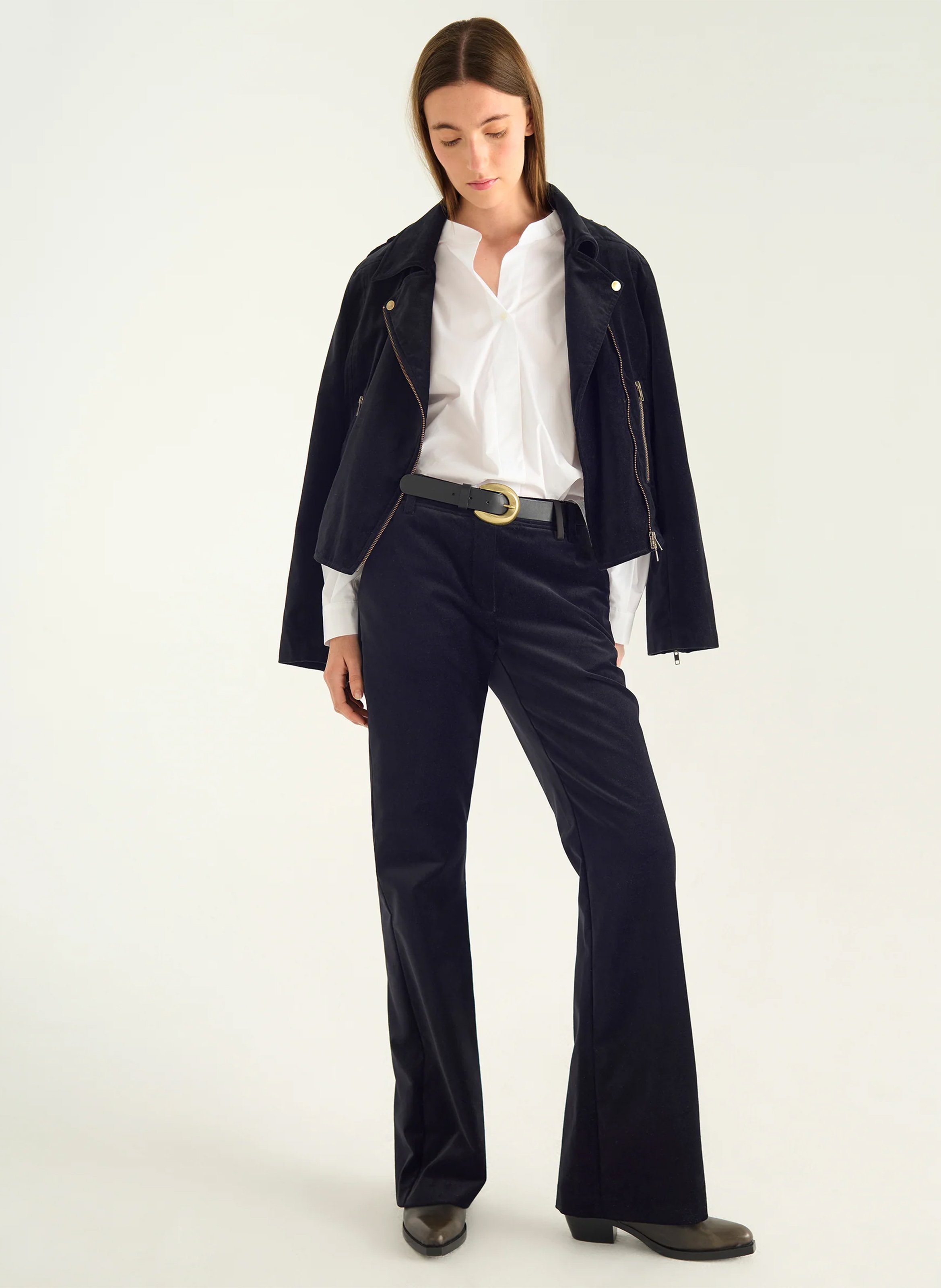 Flare Samt Hose in Uni ACOTE Schwarz