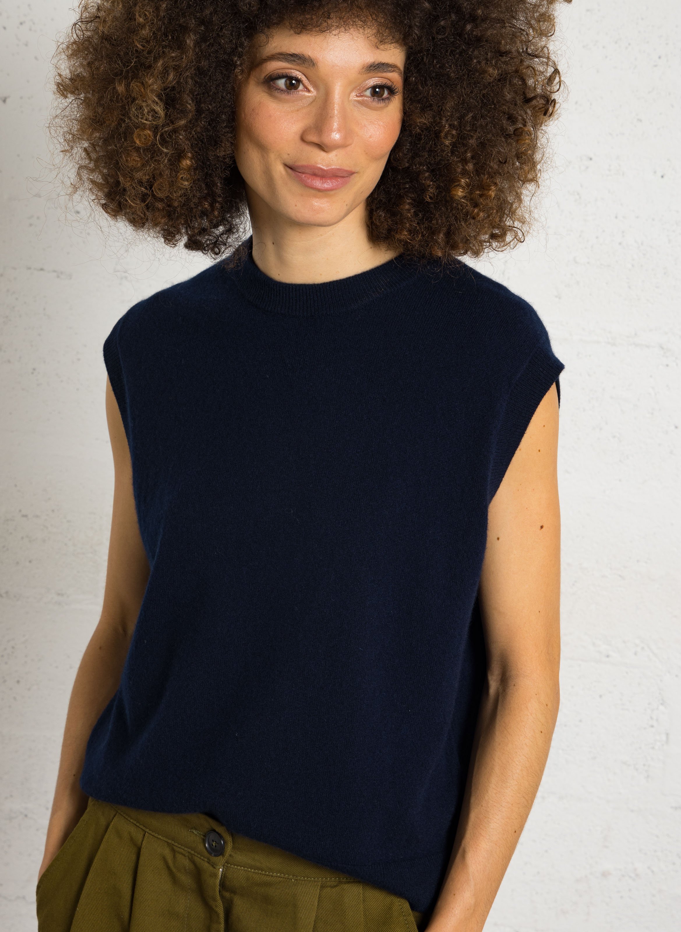 Ärmelloses Oversize-Pullover mit Rundhalsausschnitt aus Kaschmir SUD EXPRESS