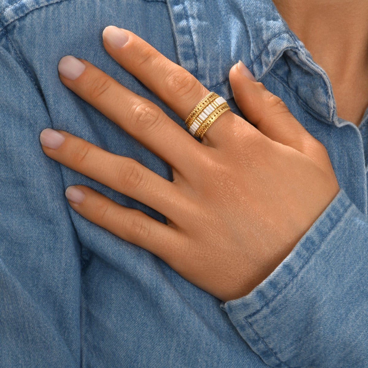 Adjustable medium ring in gold-plated finish SATELLITE PARIS White