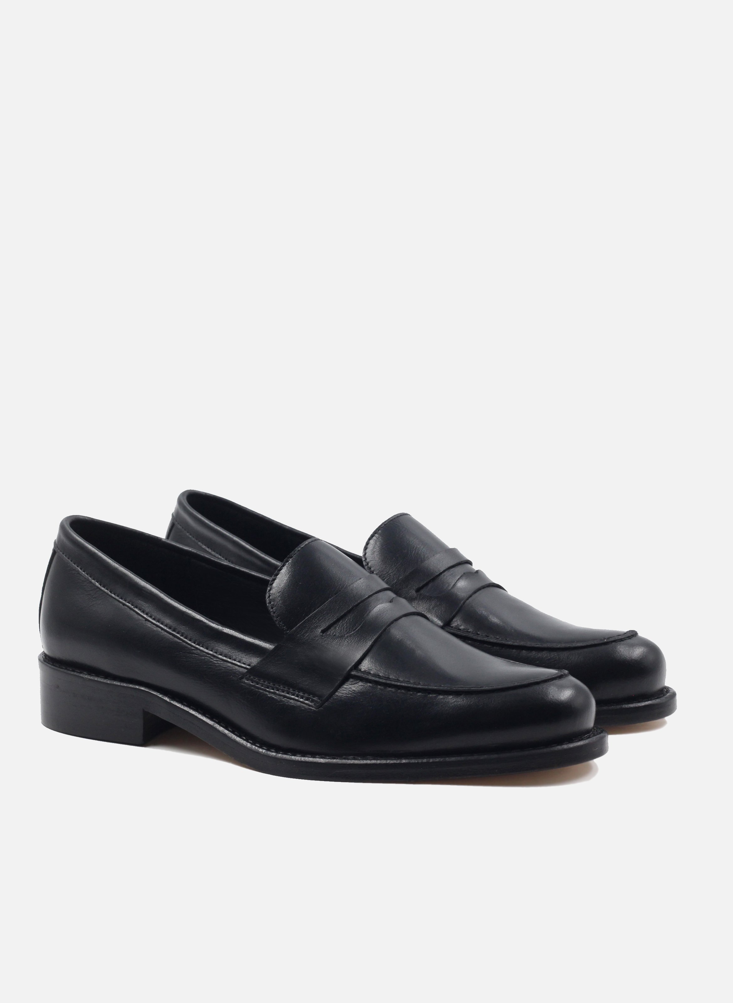 Leather loafers Black