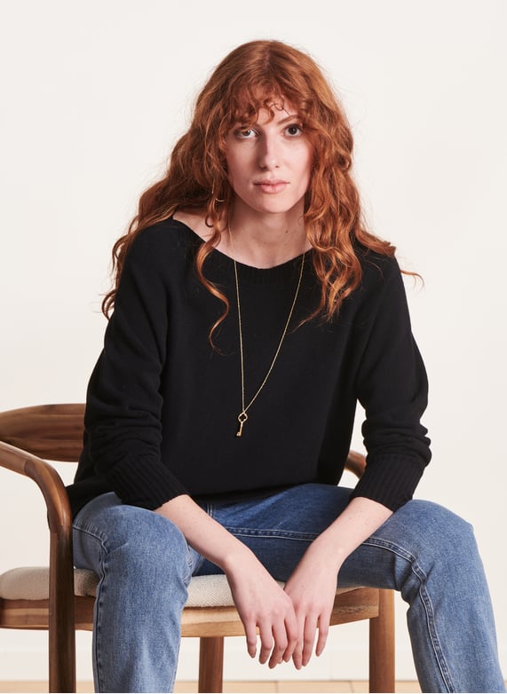 Pull col bateau ample en maille Noir La fee maraboutee Femme