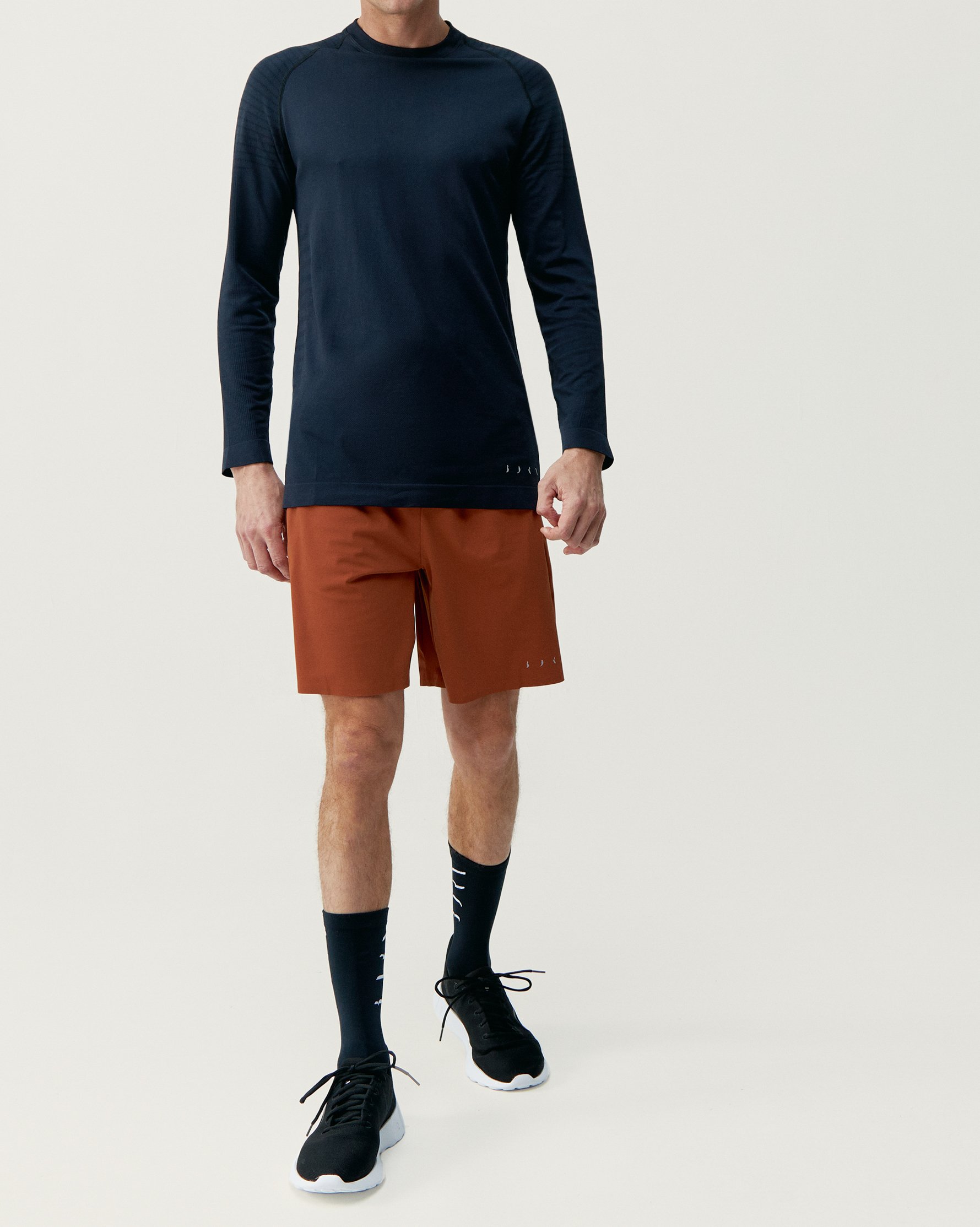 Seamless long-sleeve sports t-shirt BORN LIVING YOGA Black