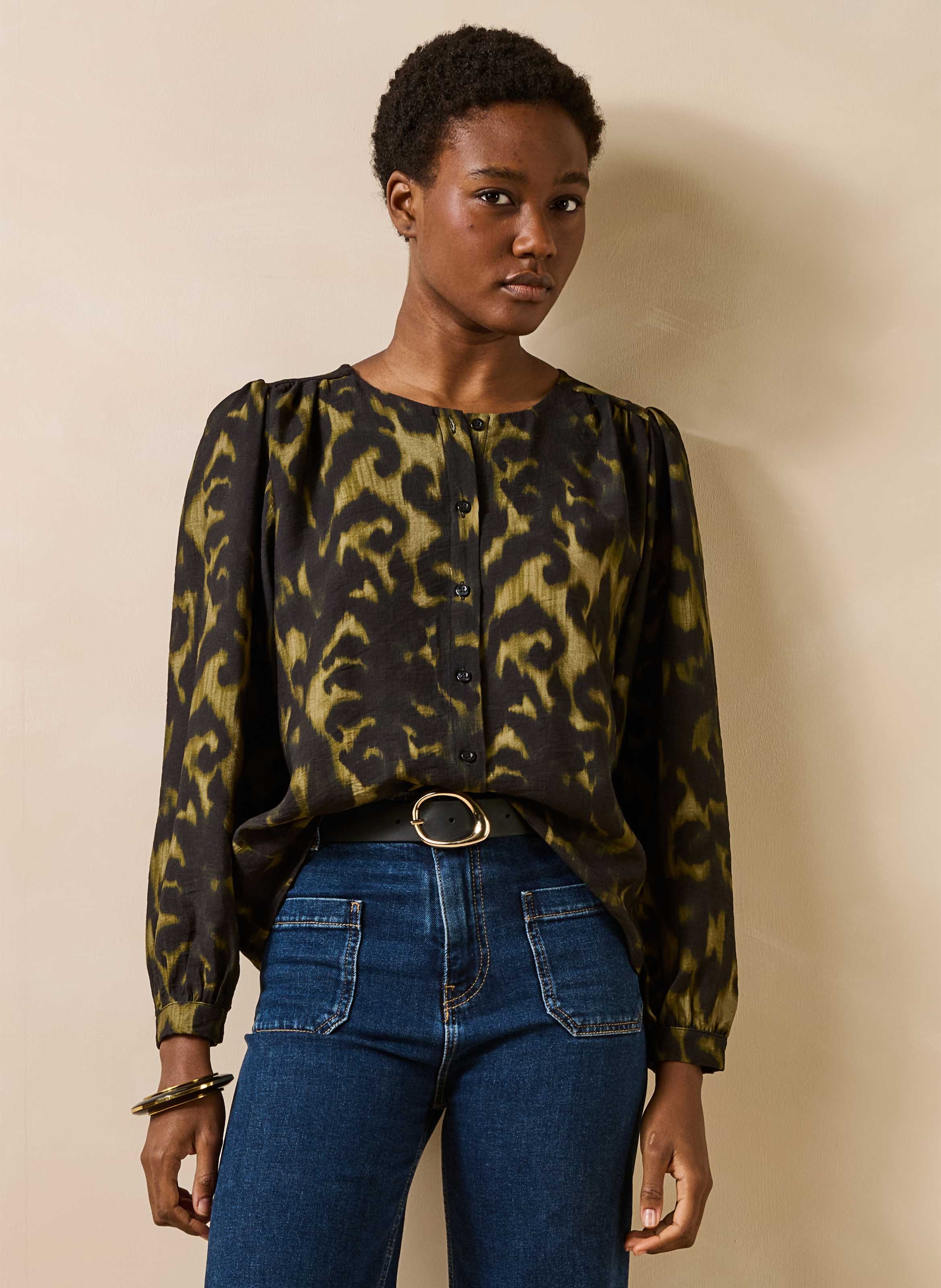 Blouse droite col rond à imprimé animal LA FEE MARABOUTEE Vert