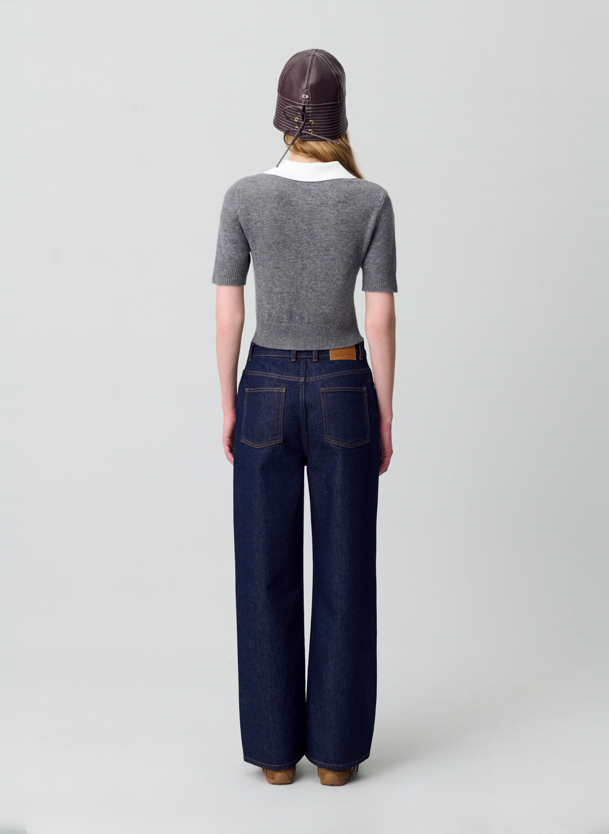 Top court col tailleur en laine mélangée
Short tailored collar top in blended wool CLAUDIE PIERLOT Grey