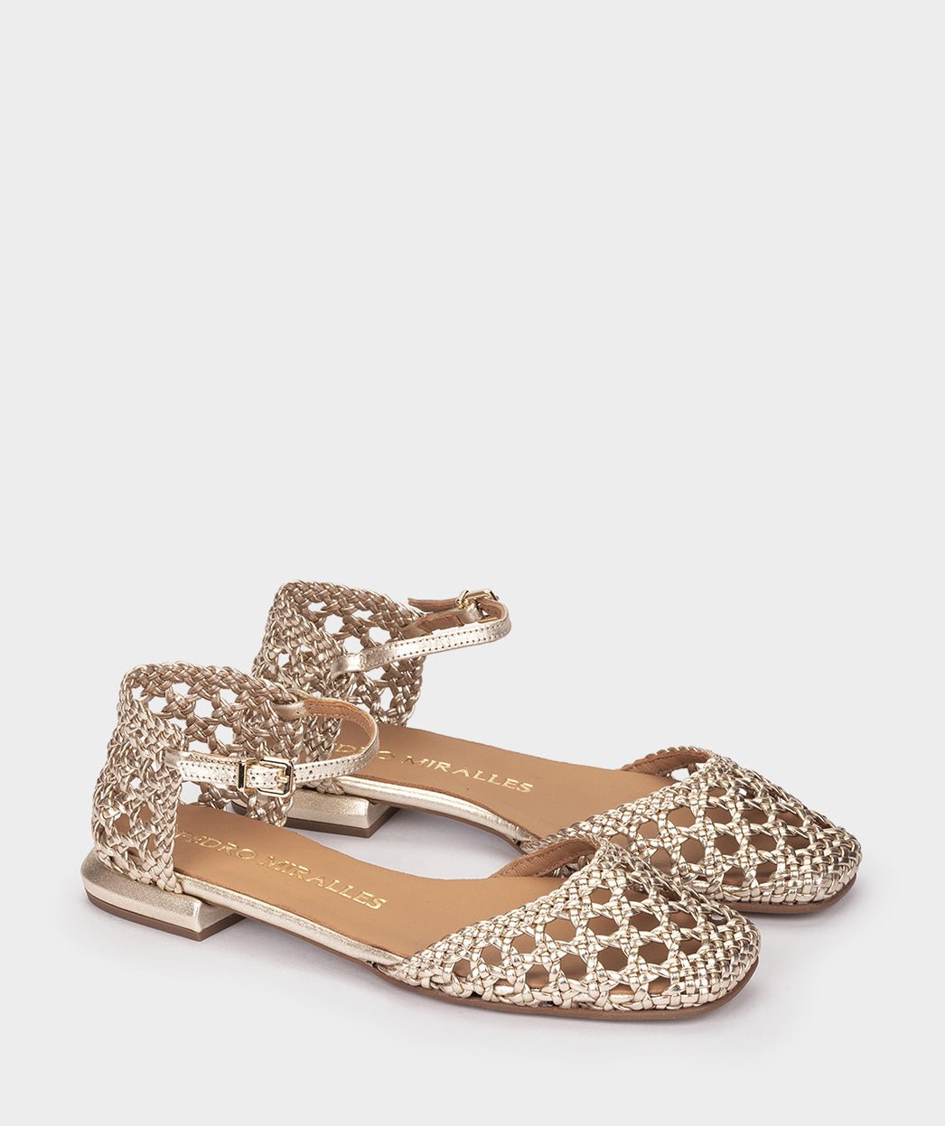 Flat braided platinum-colored shoe PEDRO MIRALLES Golden