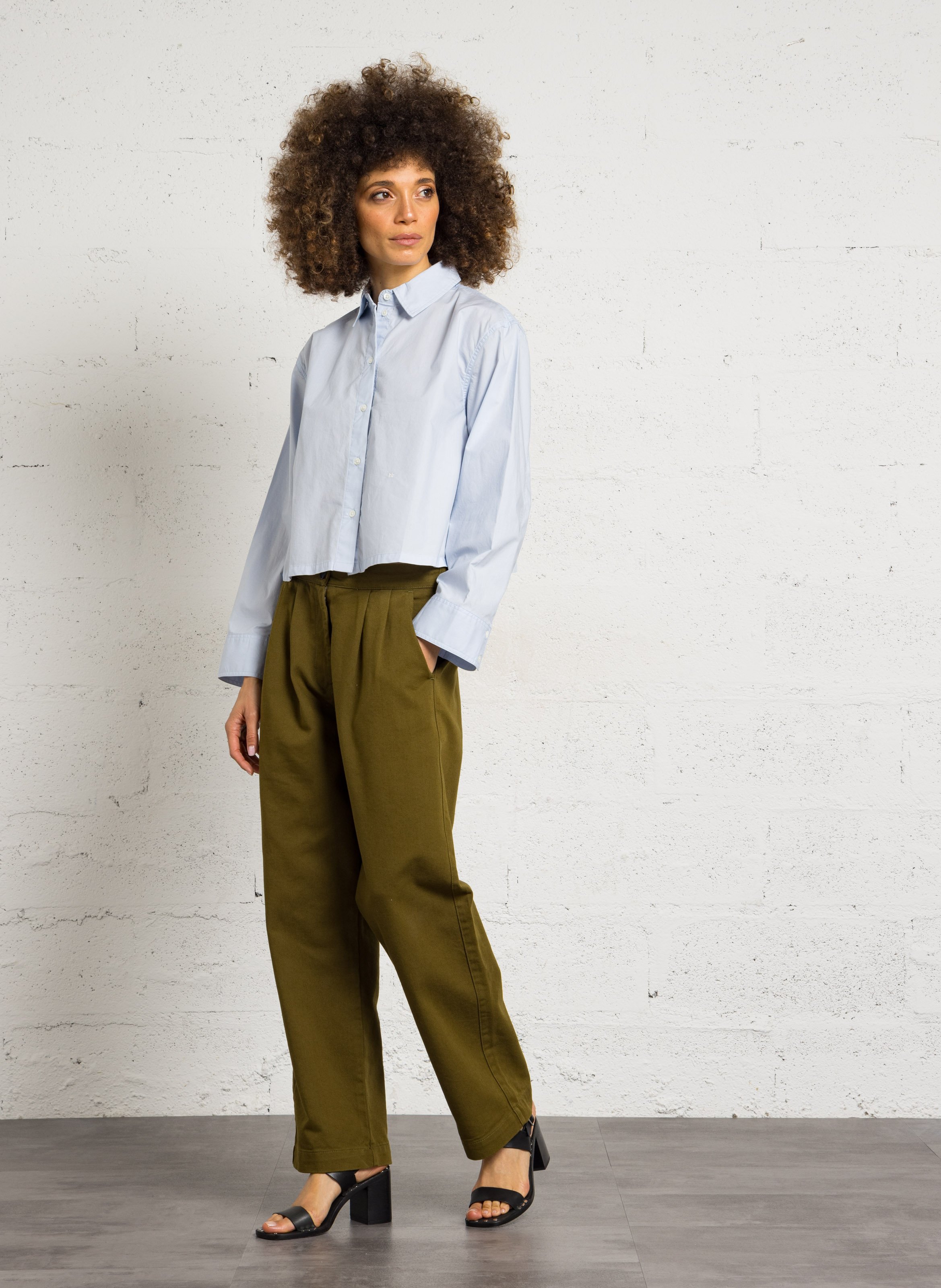 Loose-fit cotton shirt with classic collar BELLEROSE Blue