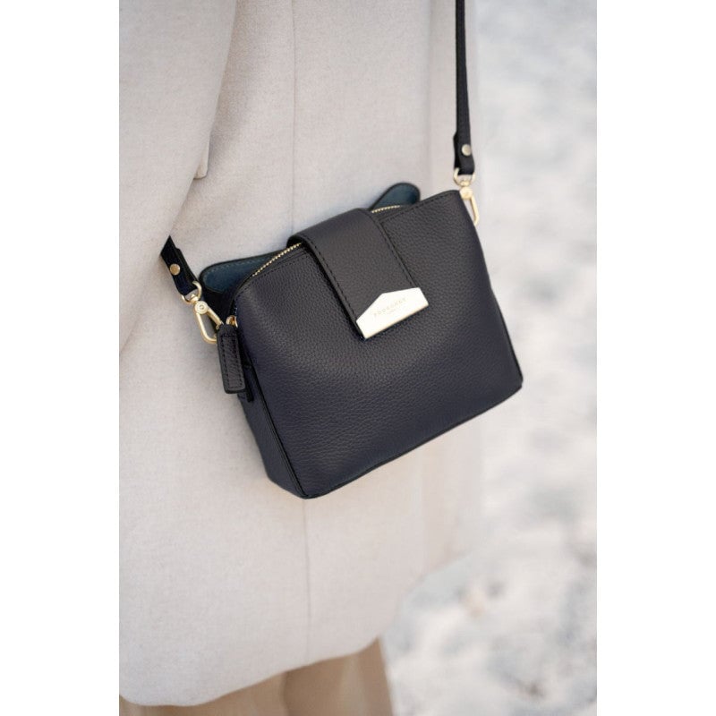 Calfskin leather shoulder bag Blue