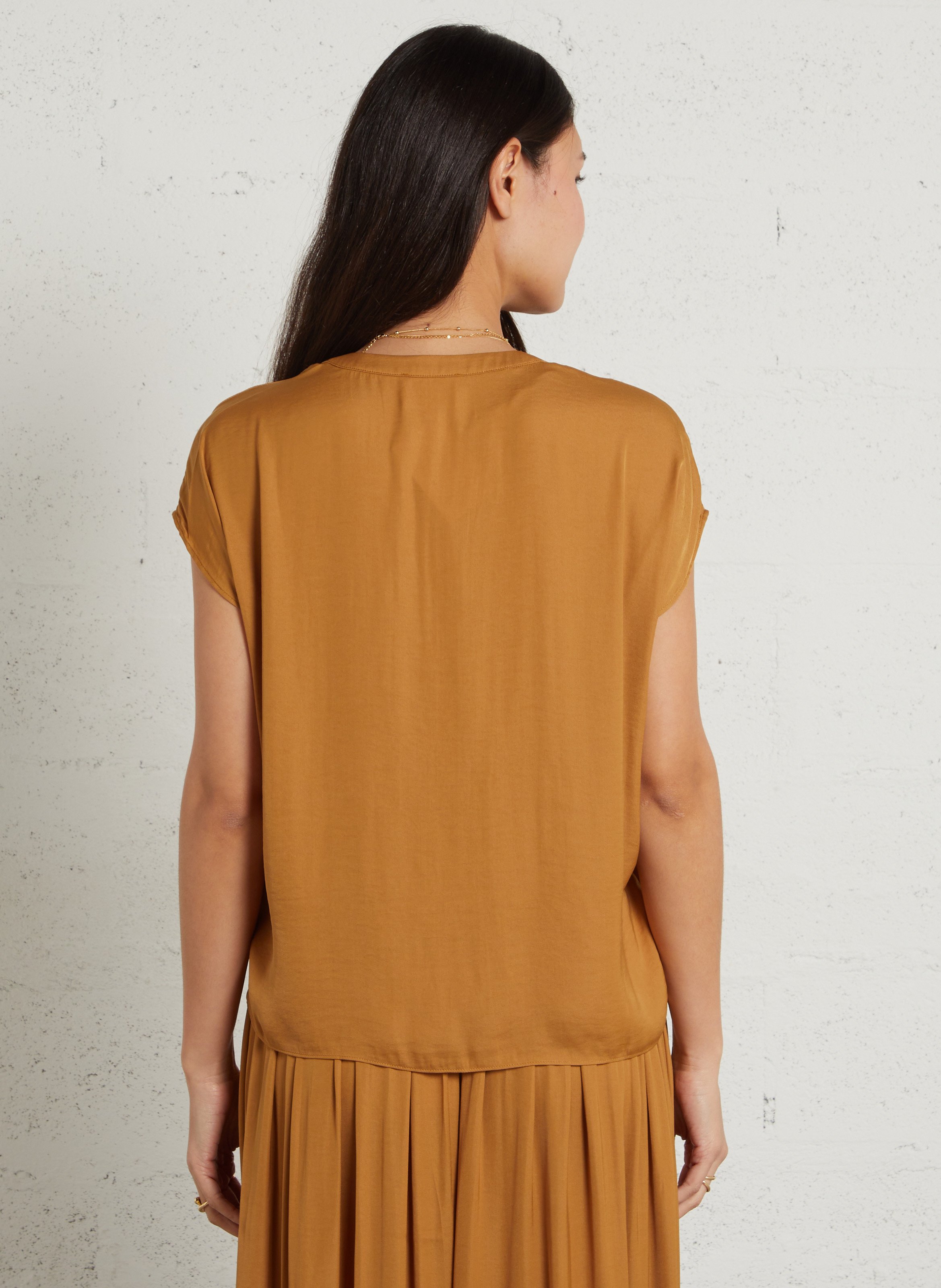 Glanzende top met turtleneck MAISON 123 Goudkleurig