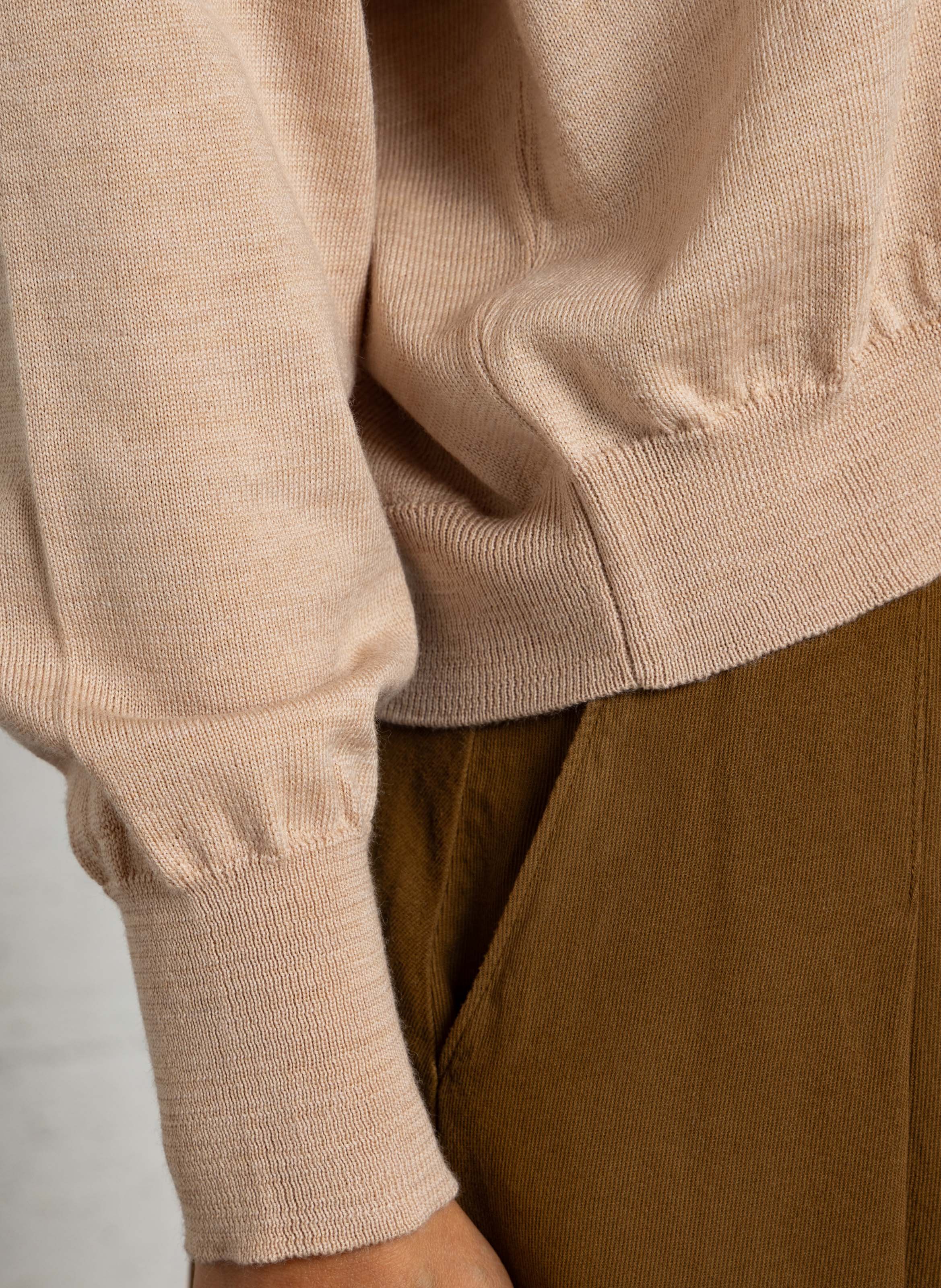 Oversize-Strickjacke aus Wolle mit V-Ausschnitt SOEUR Beige