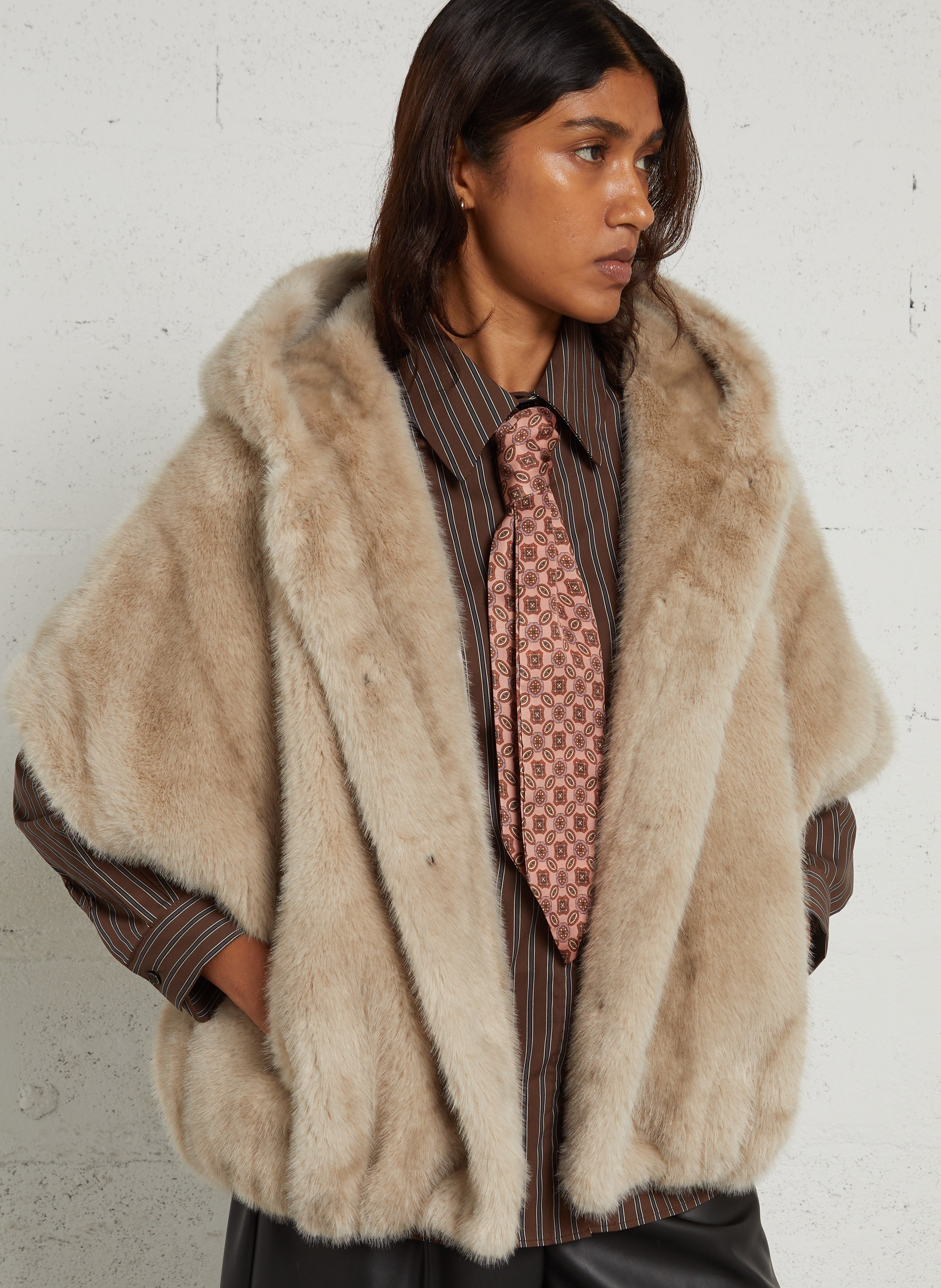 Oversized hooded faux fur cape MAISON 123 Grey