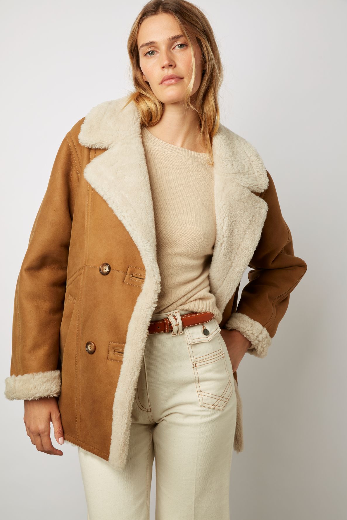 Manteau court en peau lain e Marron