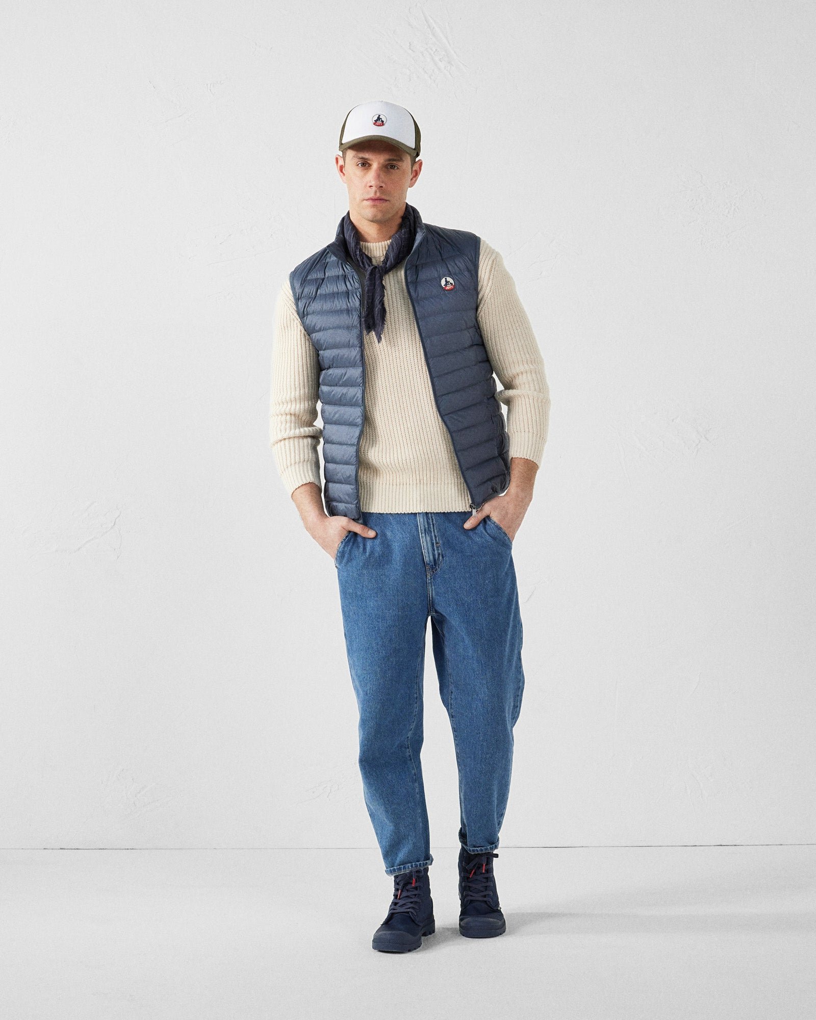 Sleeveless puffer jacket Tom JOTT Blue