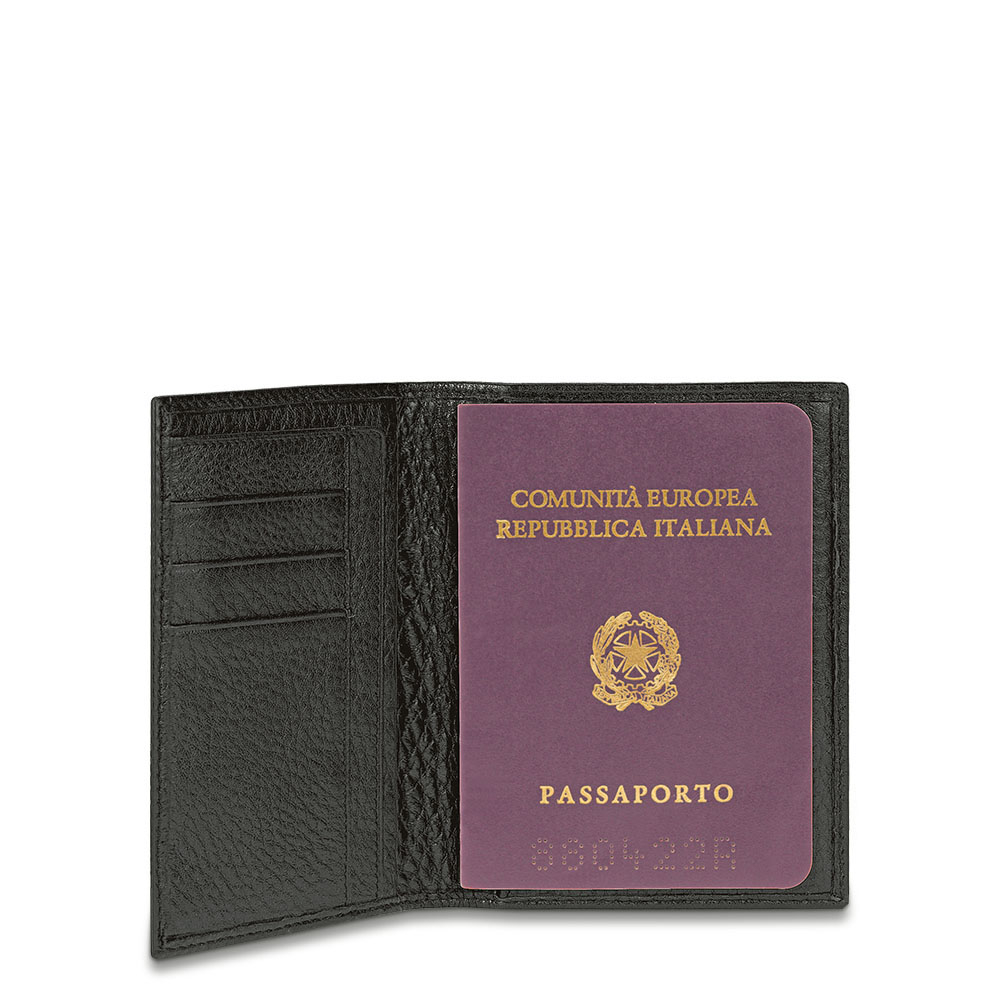 Leather passport holder PIQUADRO Black