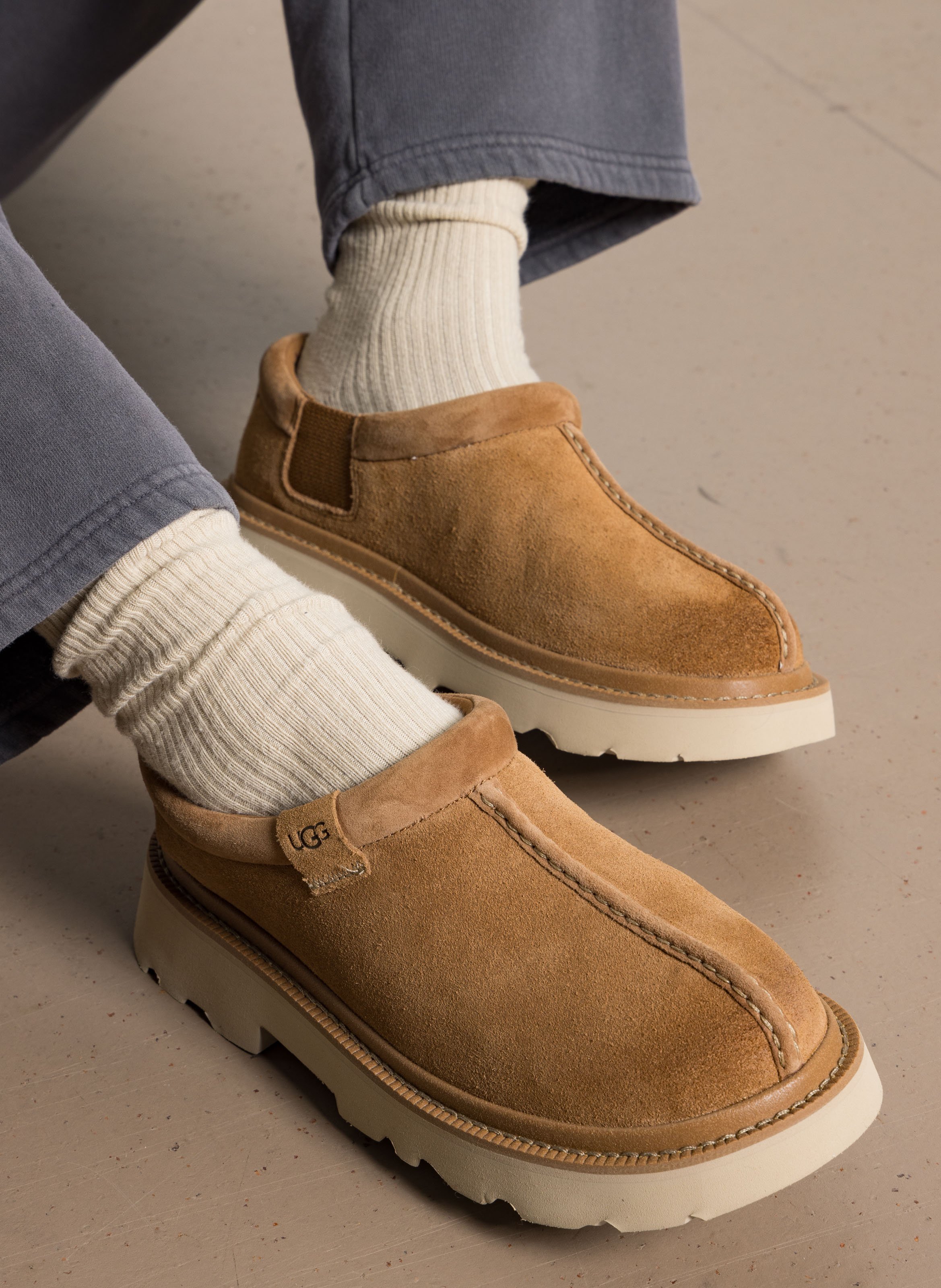 Suede leather clogs UGG Brown