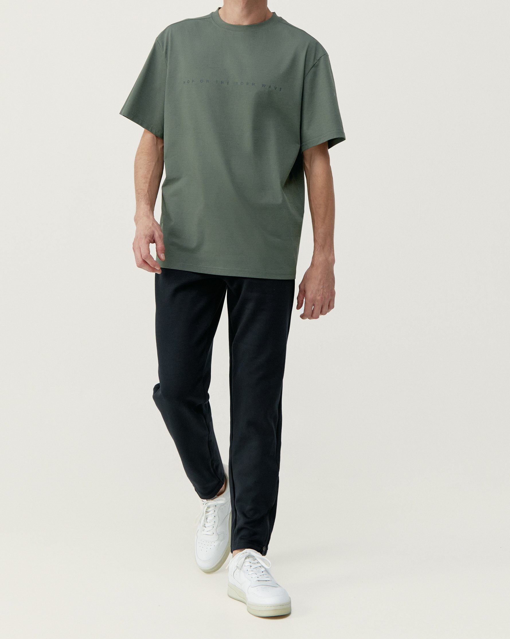 Oversized T-shirt BORN LIVING YOGA Green