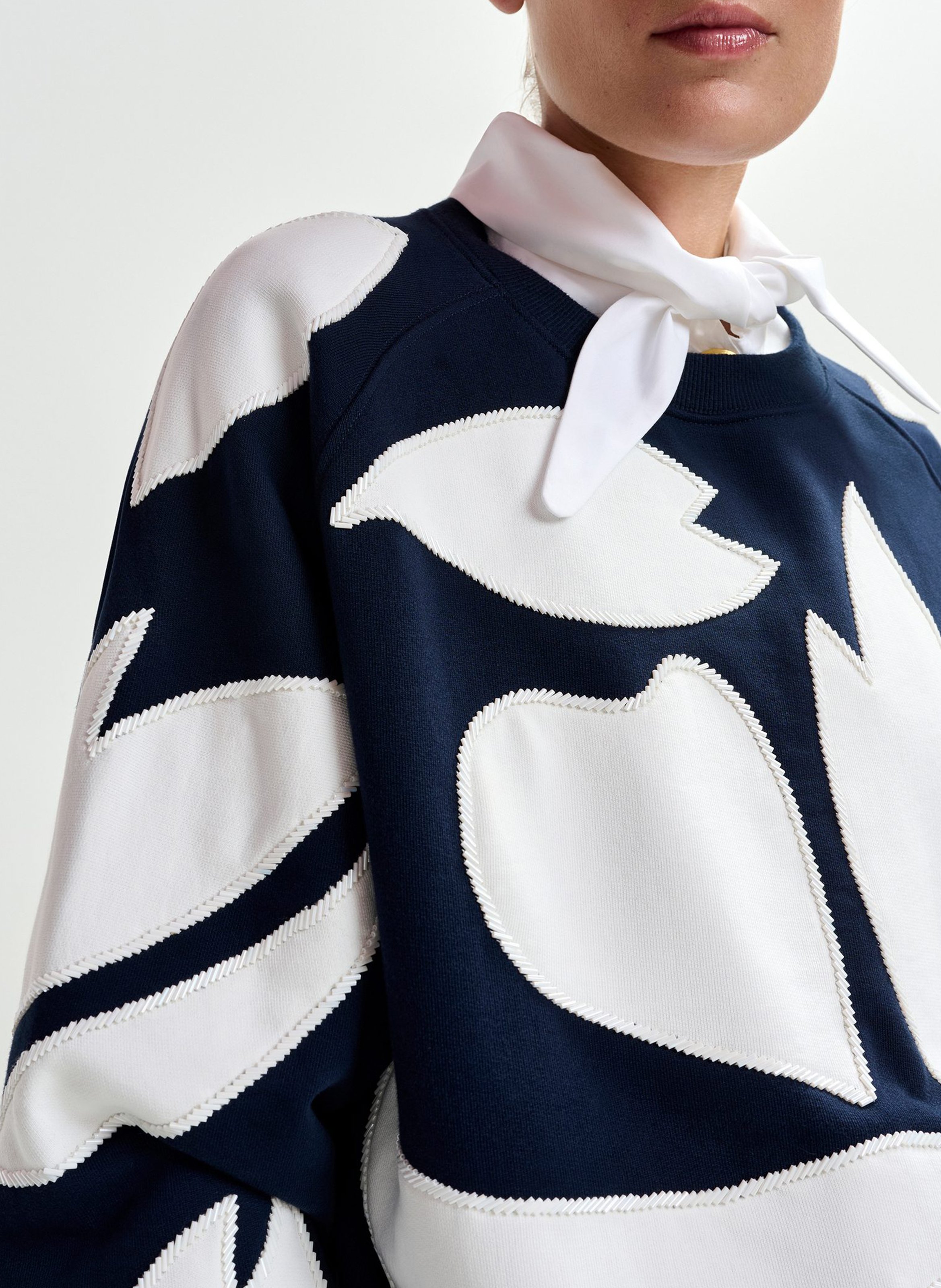 Oversized Sweatshirt with Embroidered Patches ESSENTIEL ANTWERP Blue