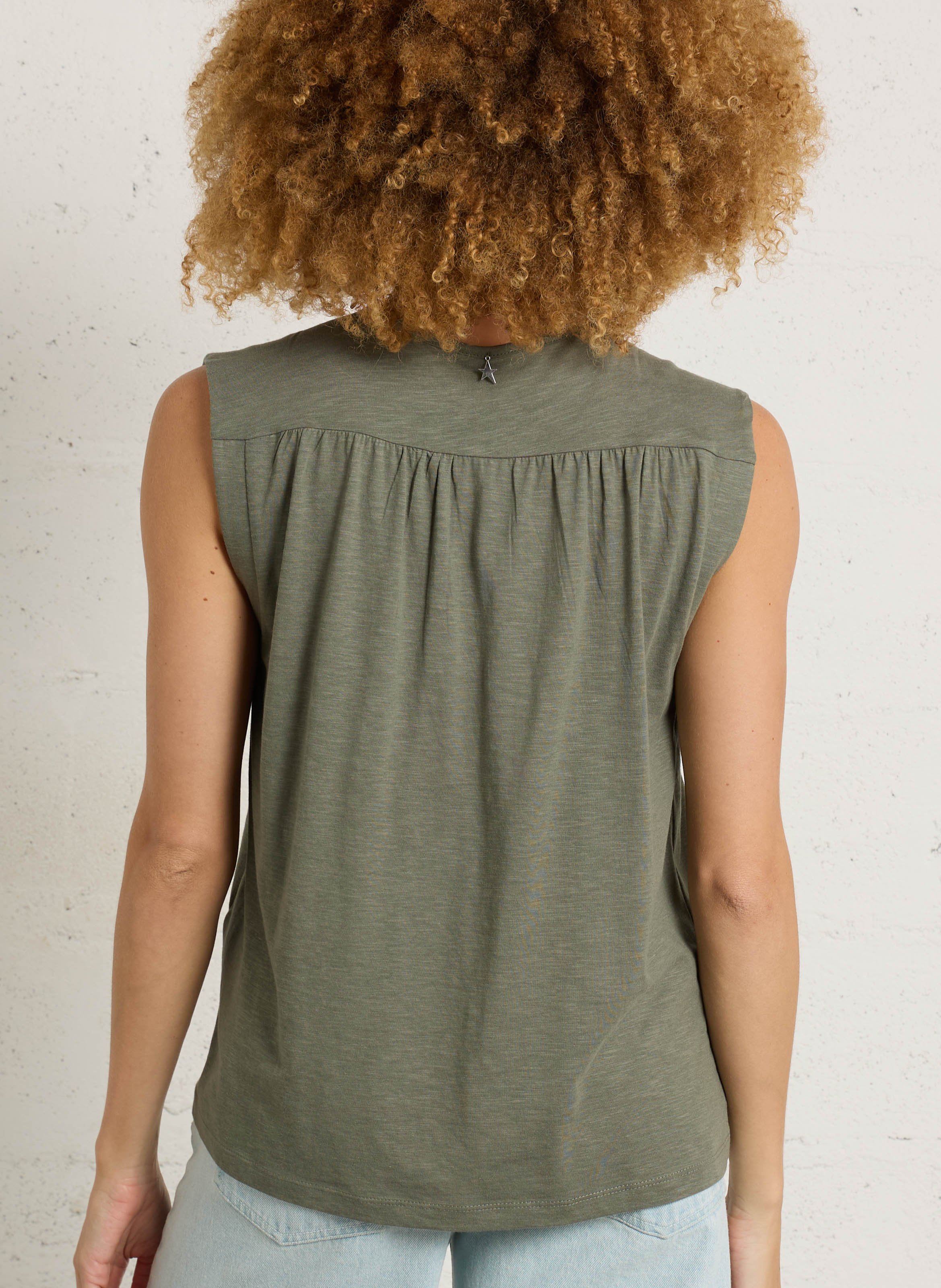 Weit geschnittenes T-Shirt aus Baumwoll-Mix mit V-Ausschnitt SUD EXPRESS Grun