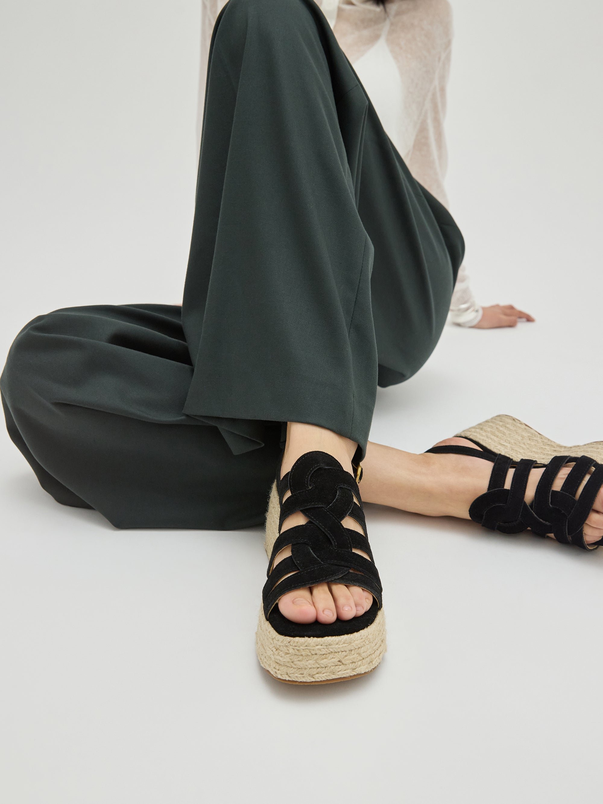 Suede multi-strap platform sandals with buckle Black