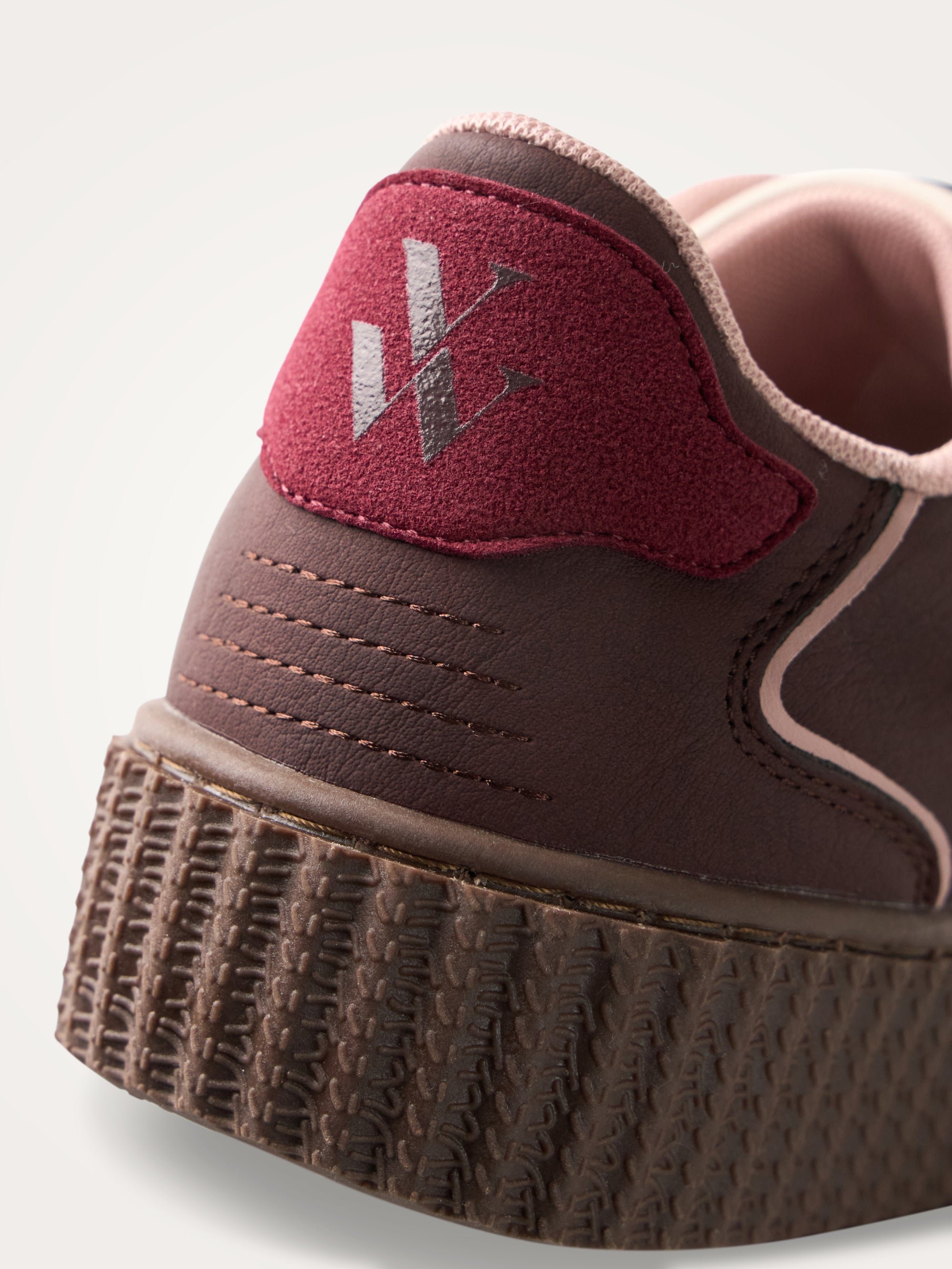 Low Velcro trainers VANESSA WU Red
