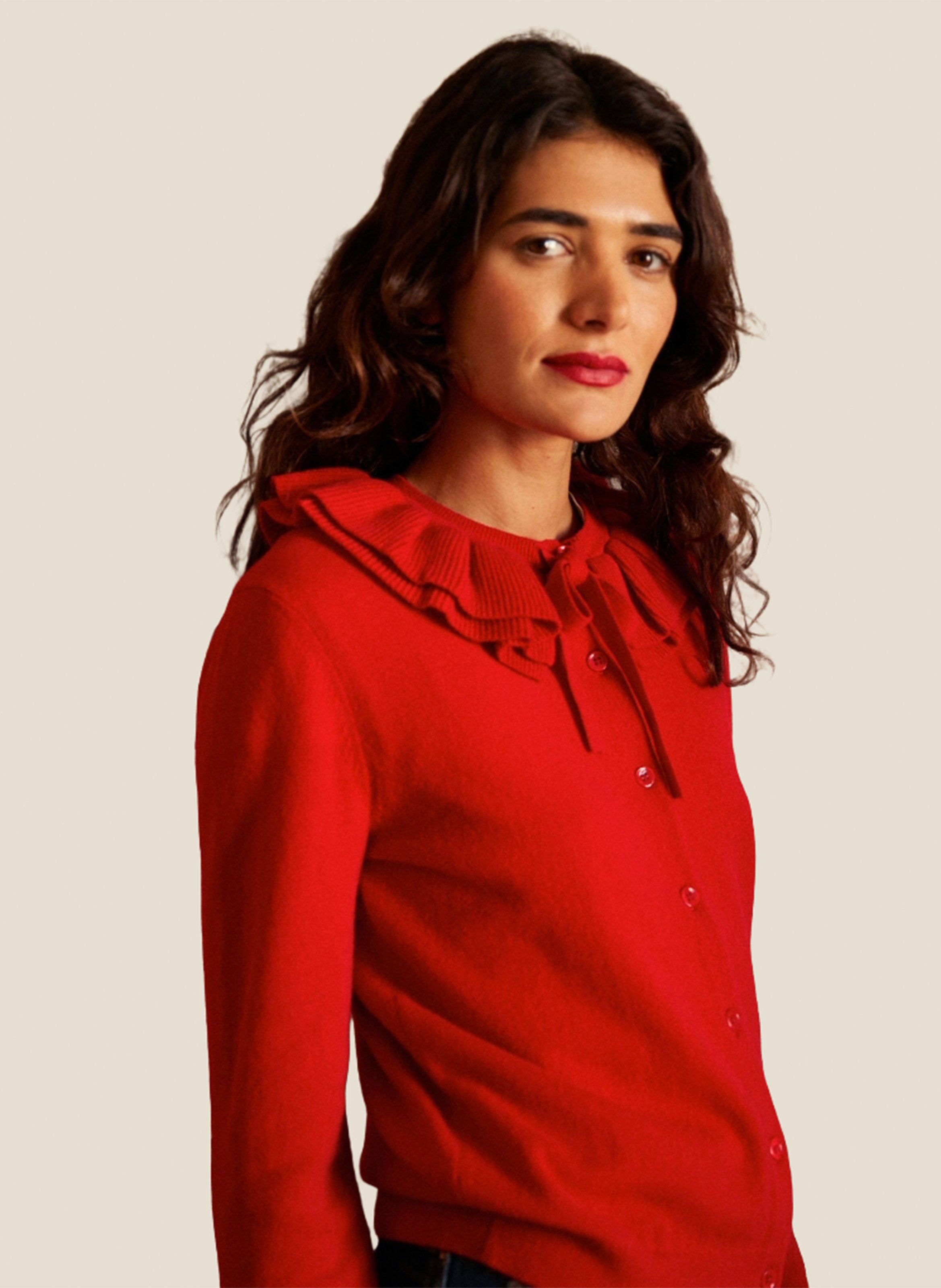 Gerade geschnittene Kaschmir-Strickjacke mit Rüschenkragen HIRCUS Rot