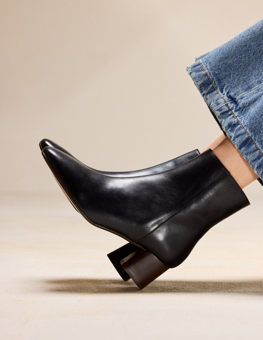 Ankle boots with heel ODAJE EX. M.MOUSTACHE Black