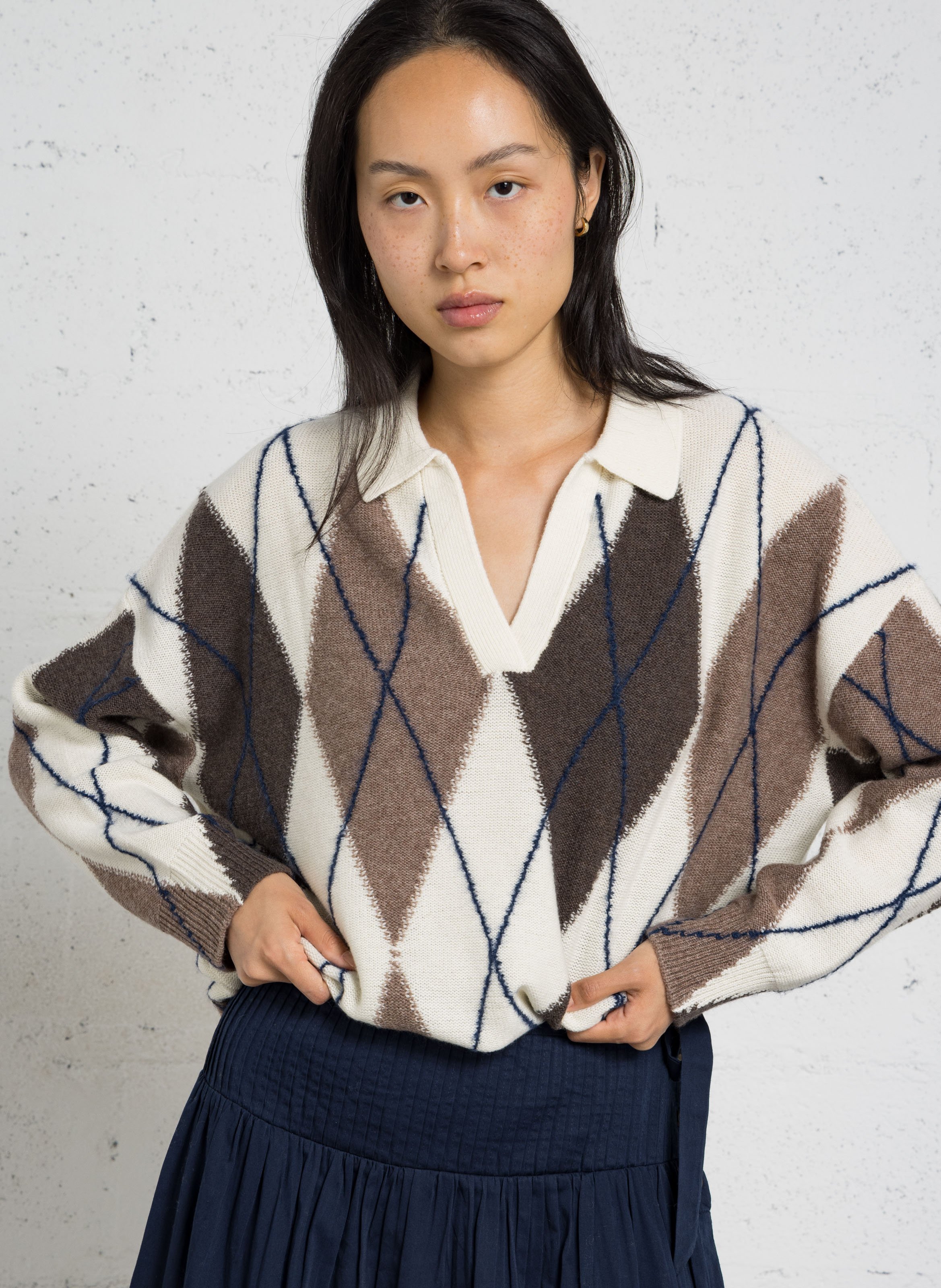 V-neck wool and cashmere loose-fit sweater MAJESTIC FILATURES Beige