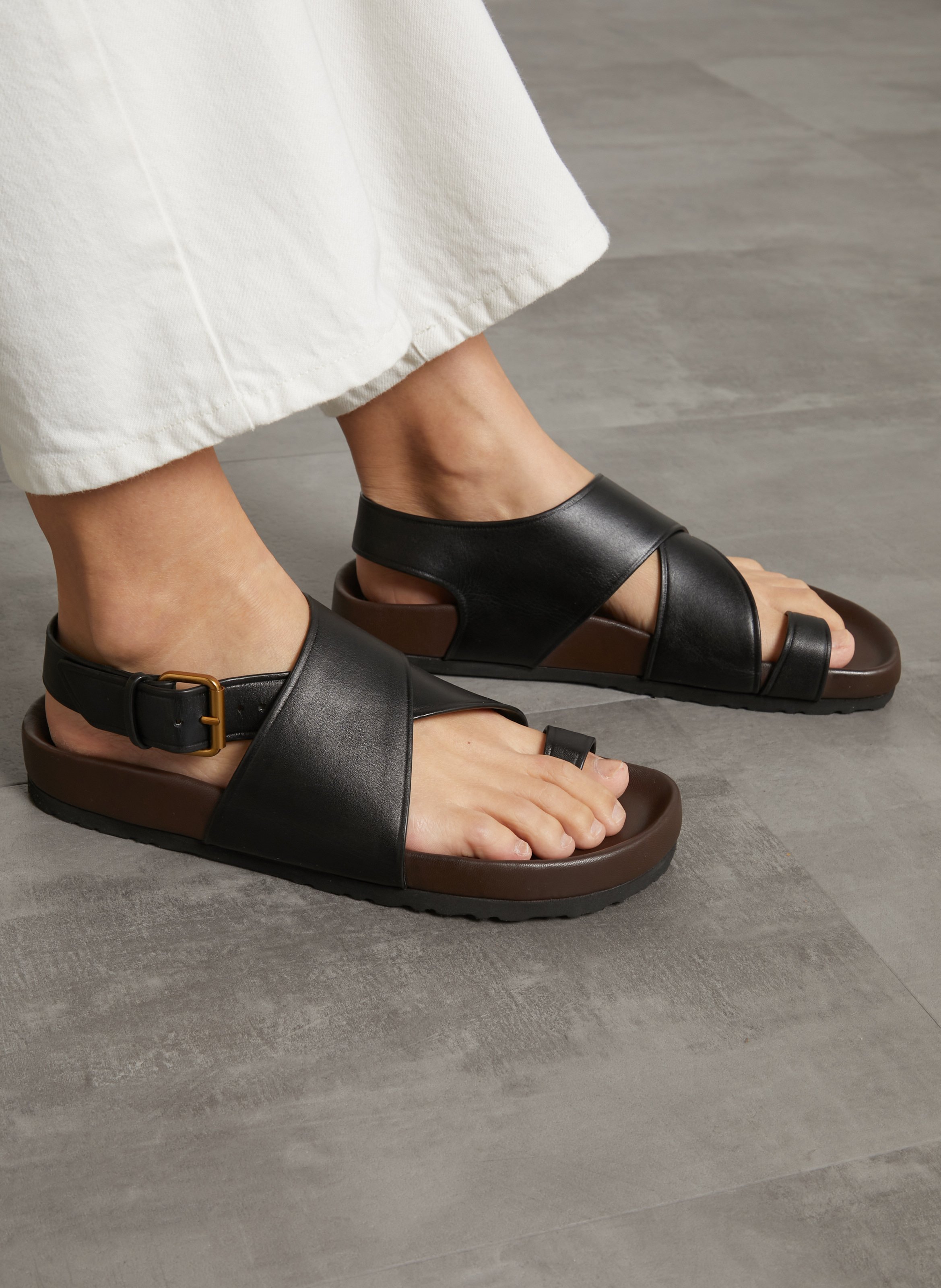 Flat leather sandals SOEUR Black