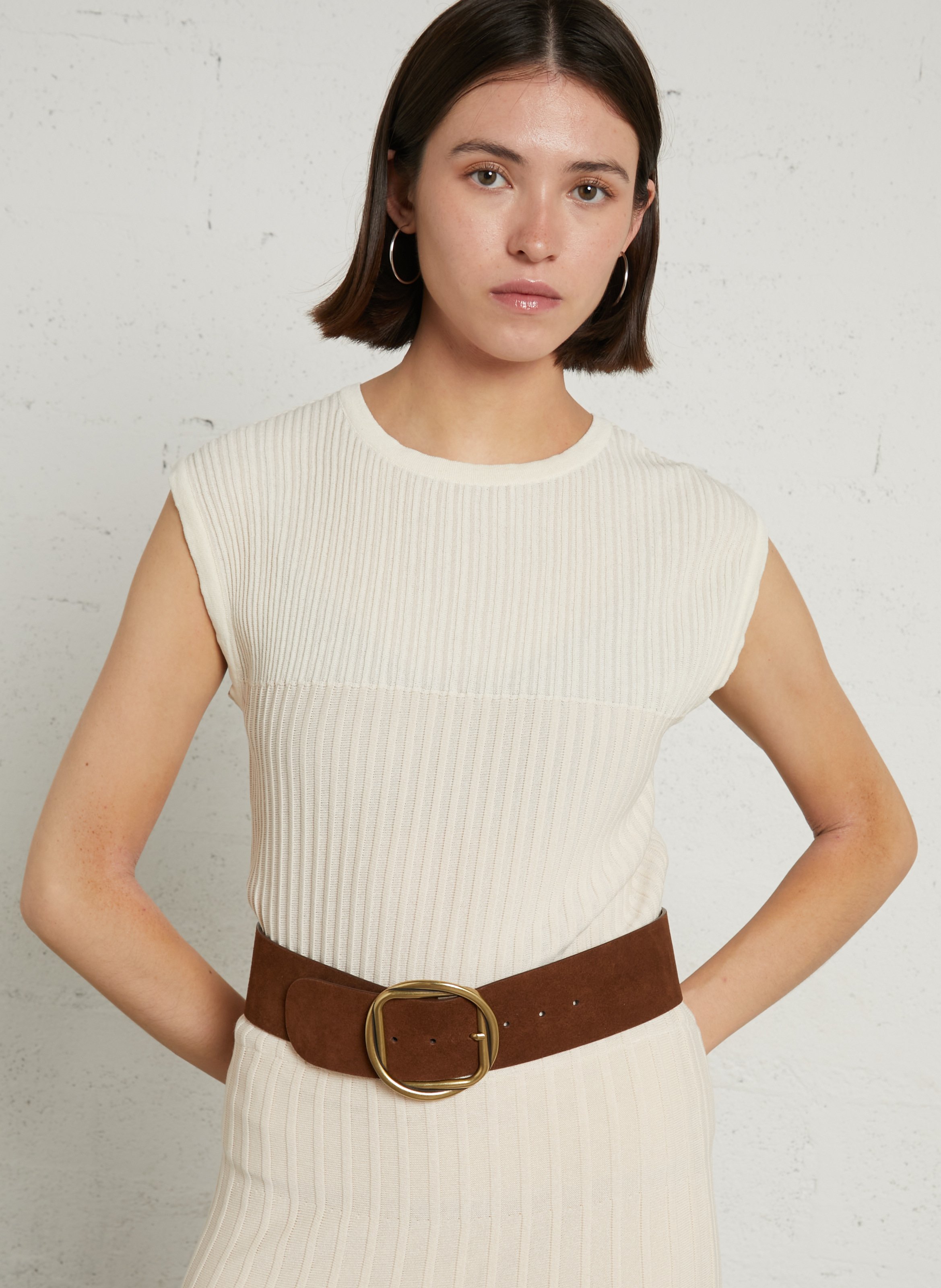 Sleeveless straight t-shirt MAISON 123 Beige