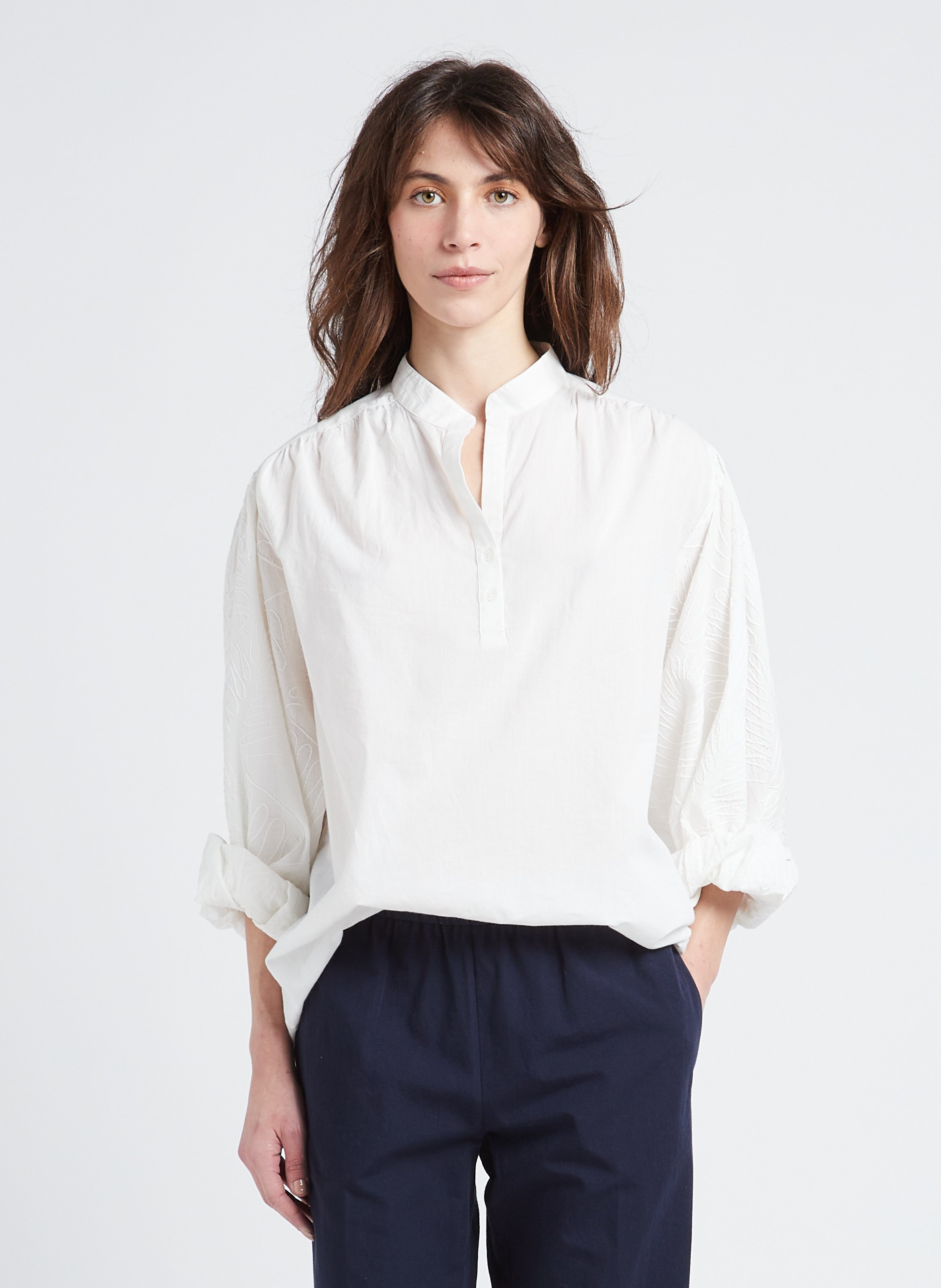 Loose-fit textured cotton blouse V DE VINSTER White