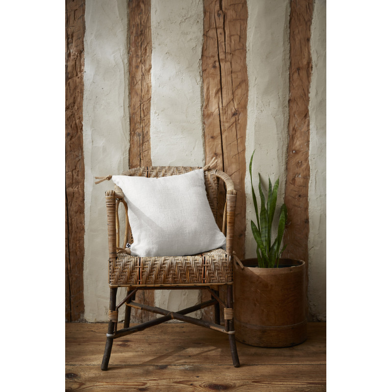 Coussin déco déhoussable 100% coton L'EFFET PAPILLON Blanc