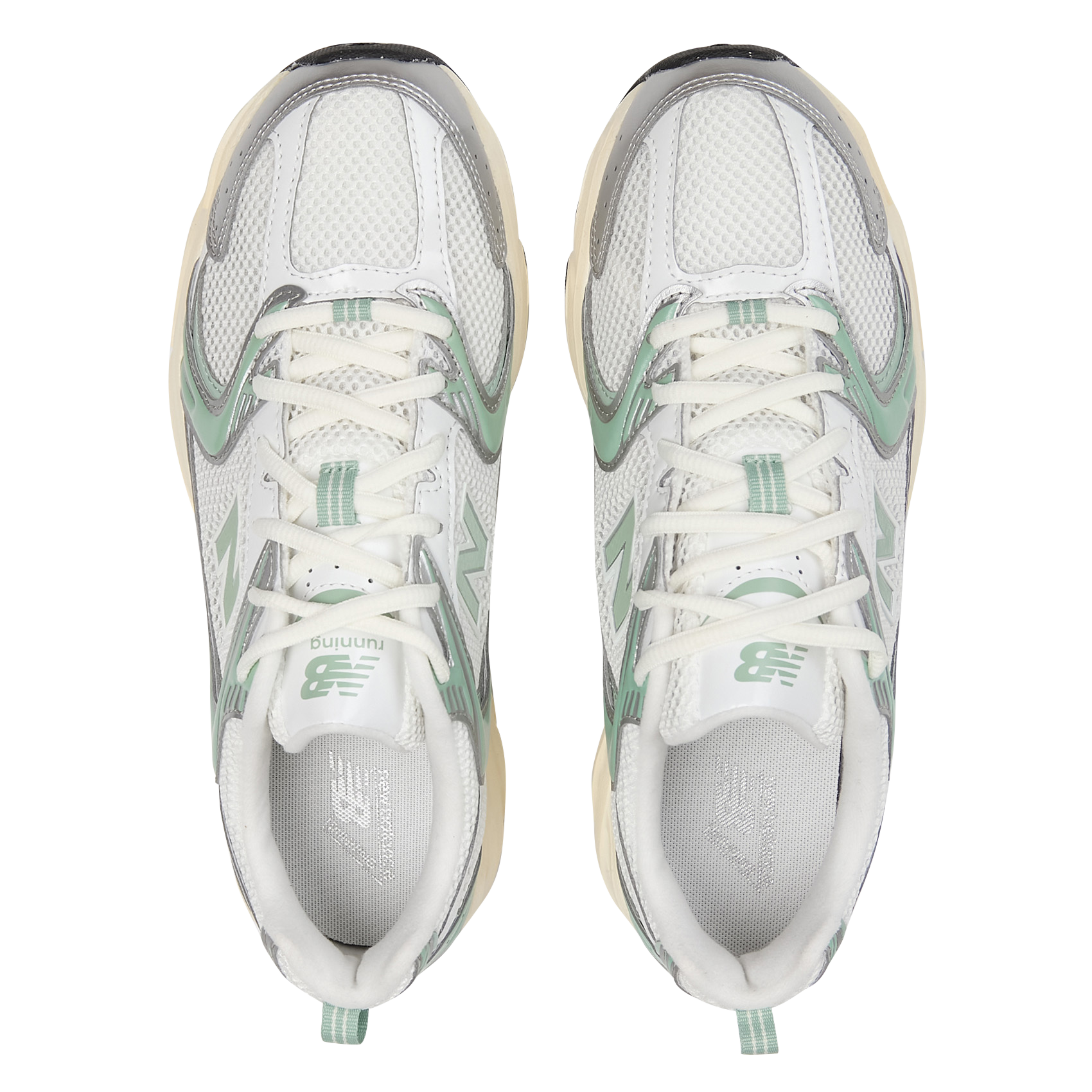 . NEW BALANCE Silver