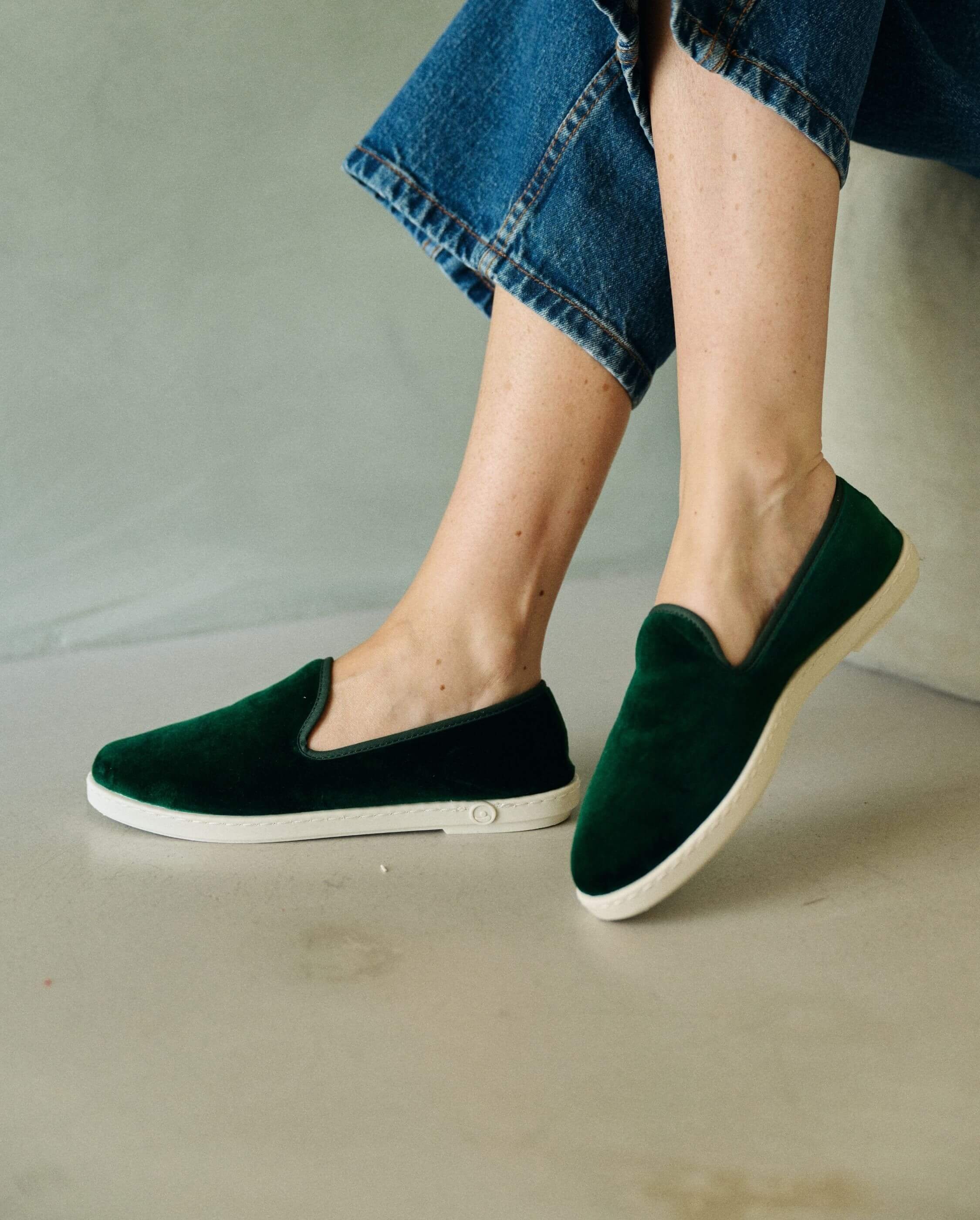 Women's velvet slippers, green ANGARDE Green
