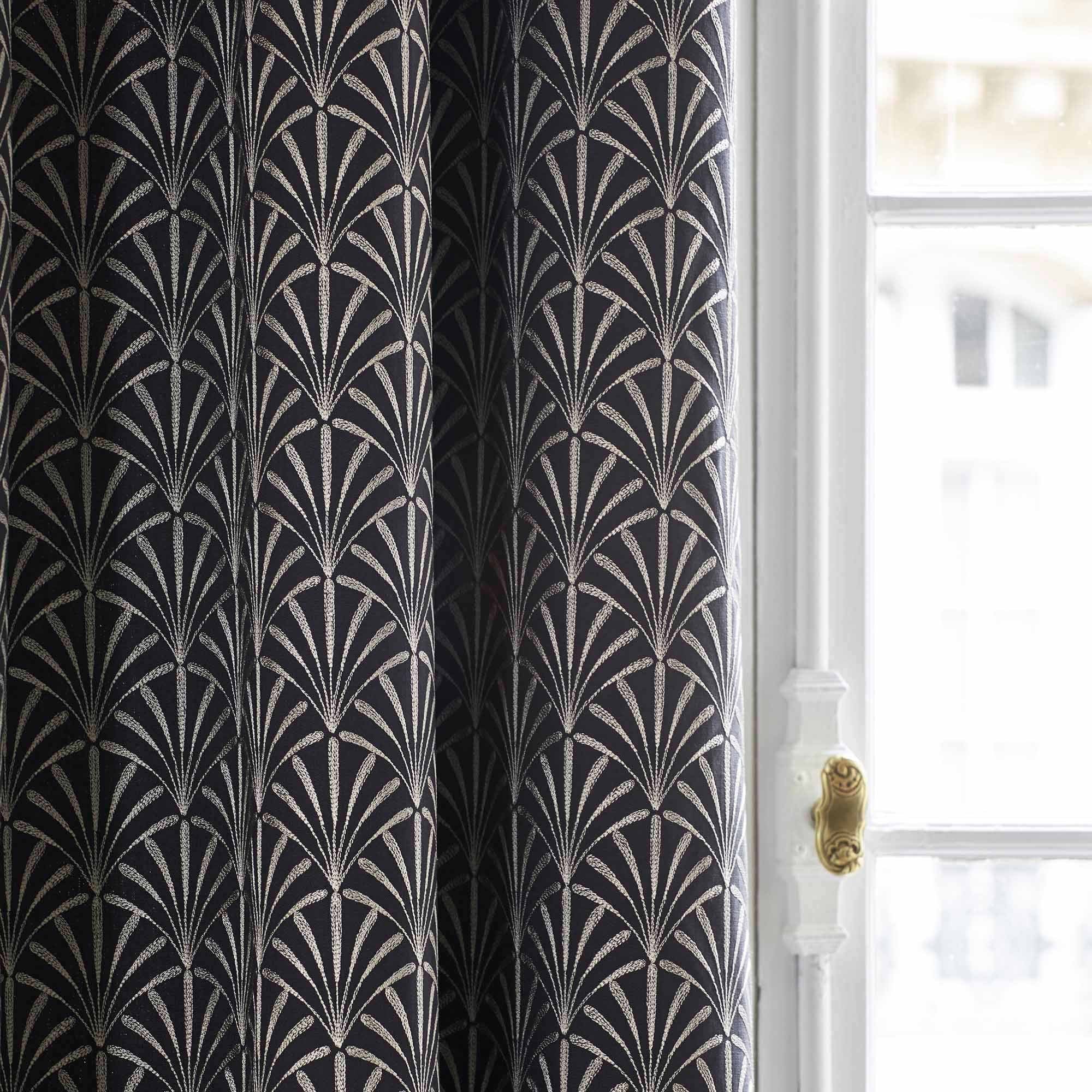 ARDECO - Lined cotton curtain with gathering tape MADURA Black