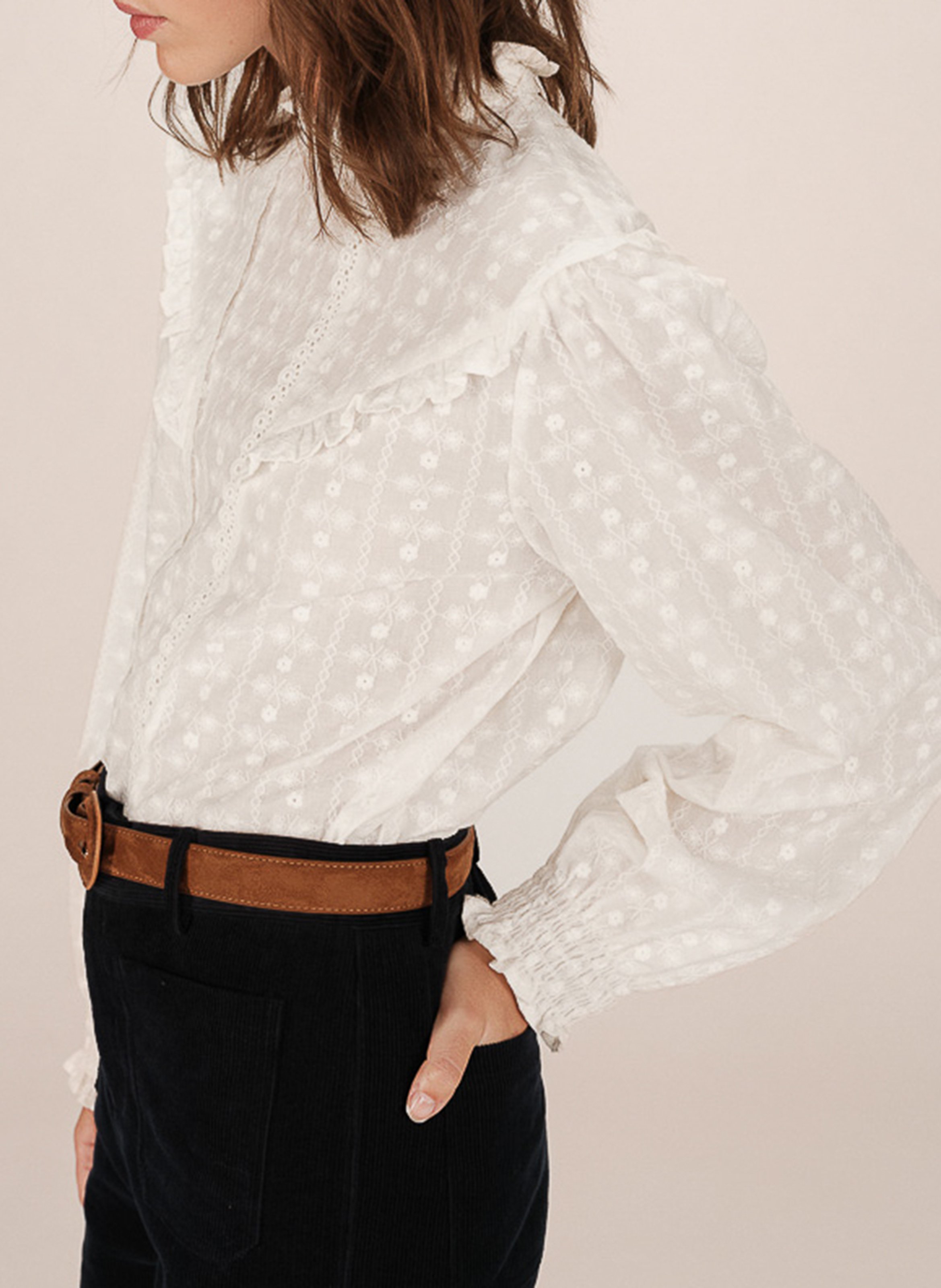 Victorian collar cotton blouse GRACE ET MILA Beige