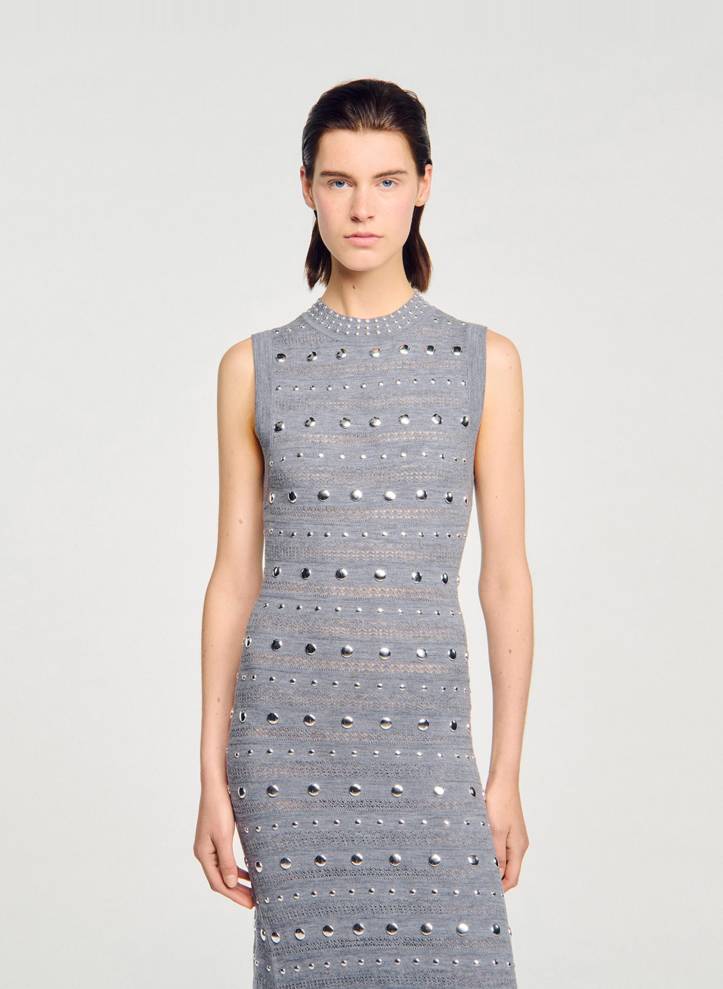 Lange aansluitende jurk met ronde hals in gemengde wol SANDRO Grijs